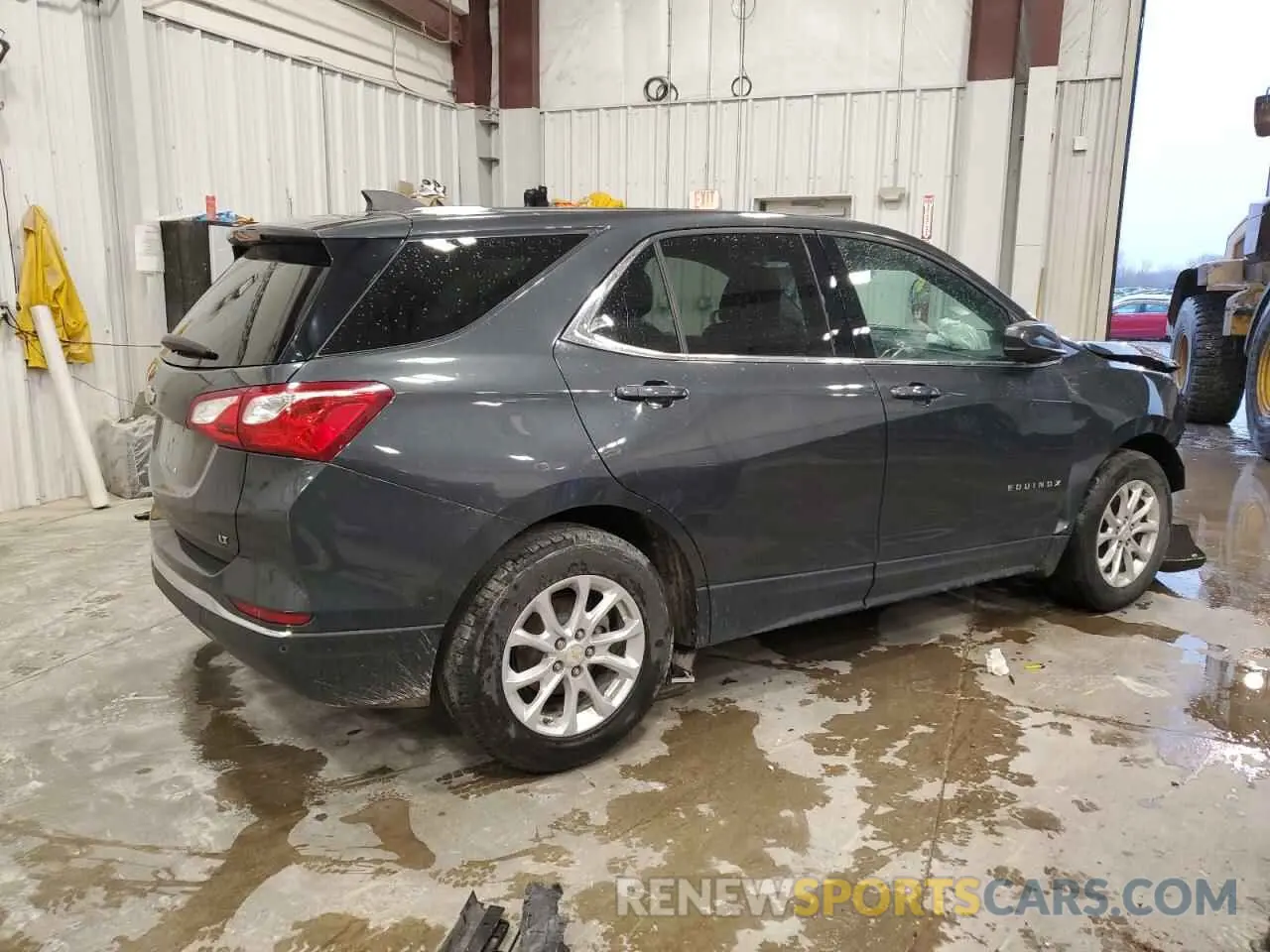 3 fotografías del automóvil dañado 2GNAXJEV0L6266132 CHEVROLET EQUINOX 2020