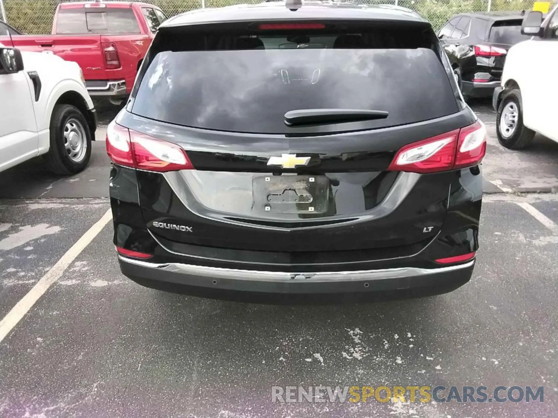 2 fotografías del automóvil dañado 2GNAXJEV1L6236315 CHEVROLET EQUINOX 2020