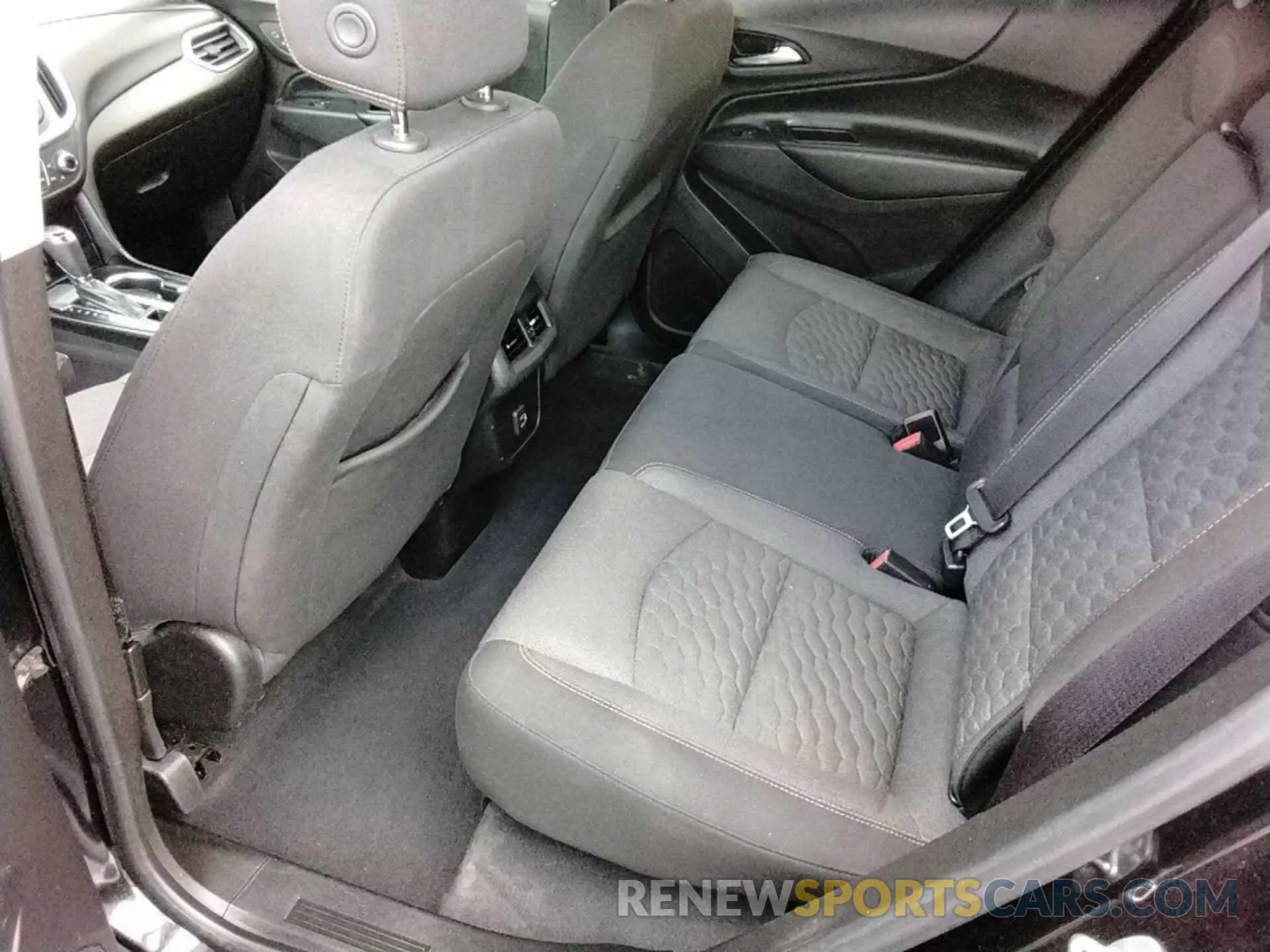 20 fotografías del automóvil dañado 2GNAXJEV1L6236315 CHEVROLET EQUINOX 2020