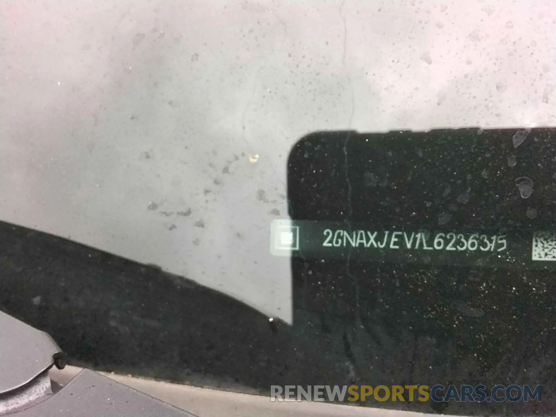 8 fotografías del automóvil dañado 2GNAXJEV1L6236315 CHEVROLET EQUINOX 2020
