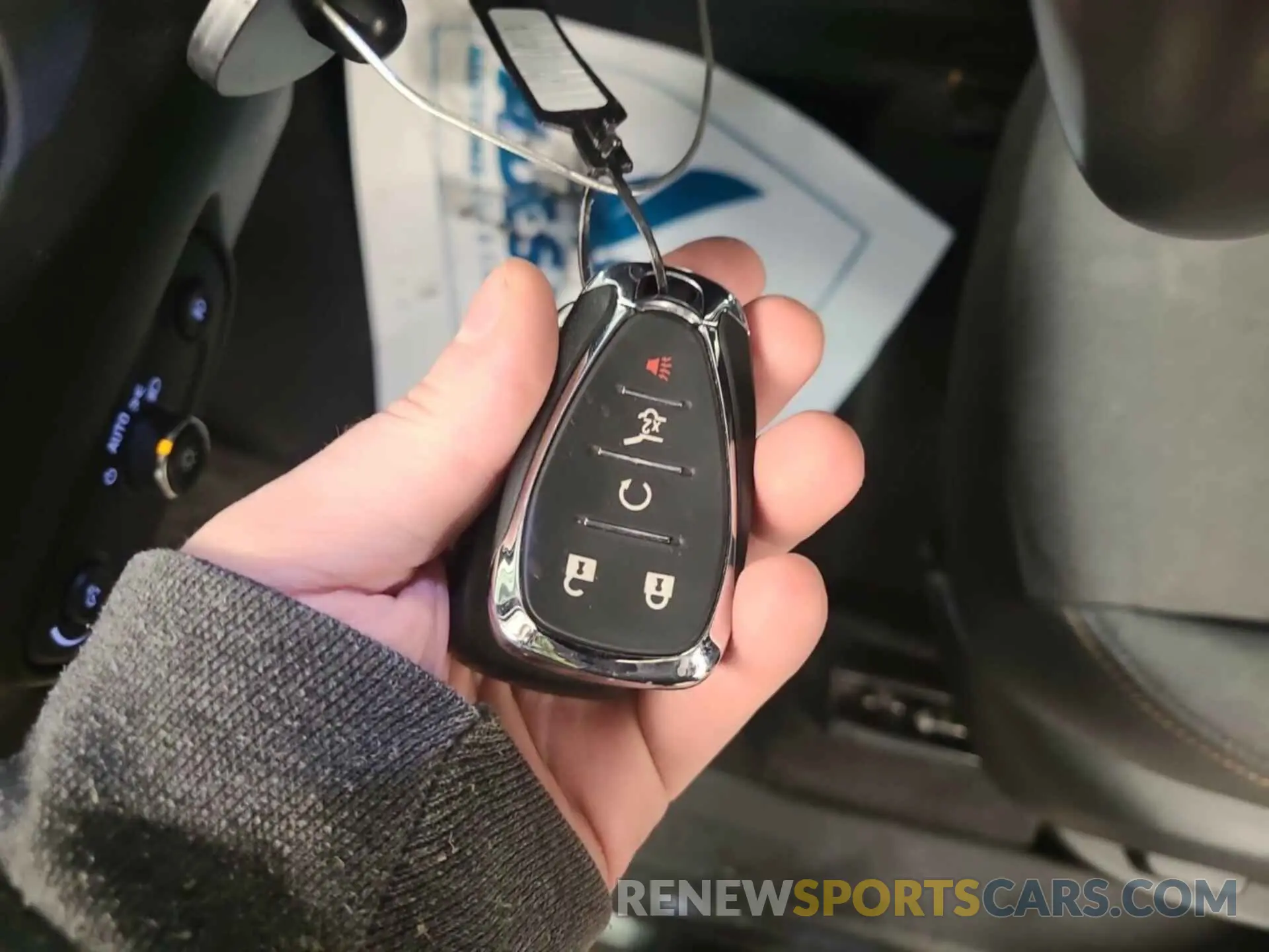 16 fotografías del automóvil dañado 2GNAXJEV1L6236489 CHEVROLET EQUINOX 2020
