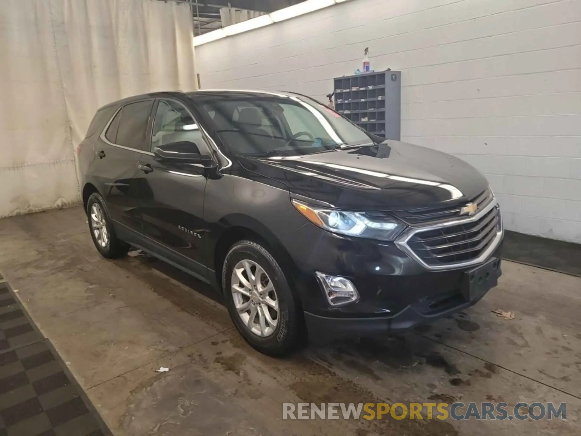 33 fotografías del automóvil dañado 2GNAXJEV1L6236489 CHEVROLET EQUINOX 2020