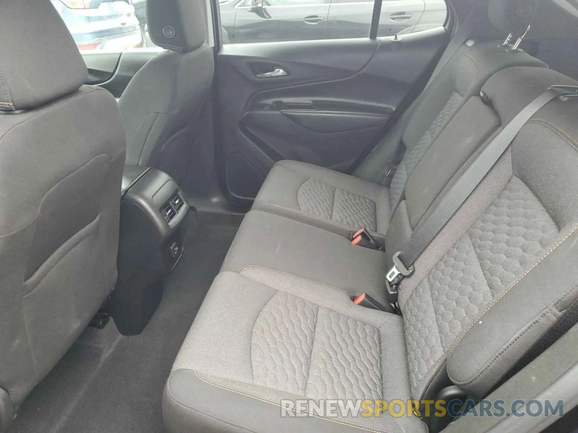 19 fotografías del automóvil dañado 2GNAXJEV1L6240350 CHEVROLET EQUINOX 2020