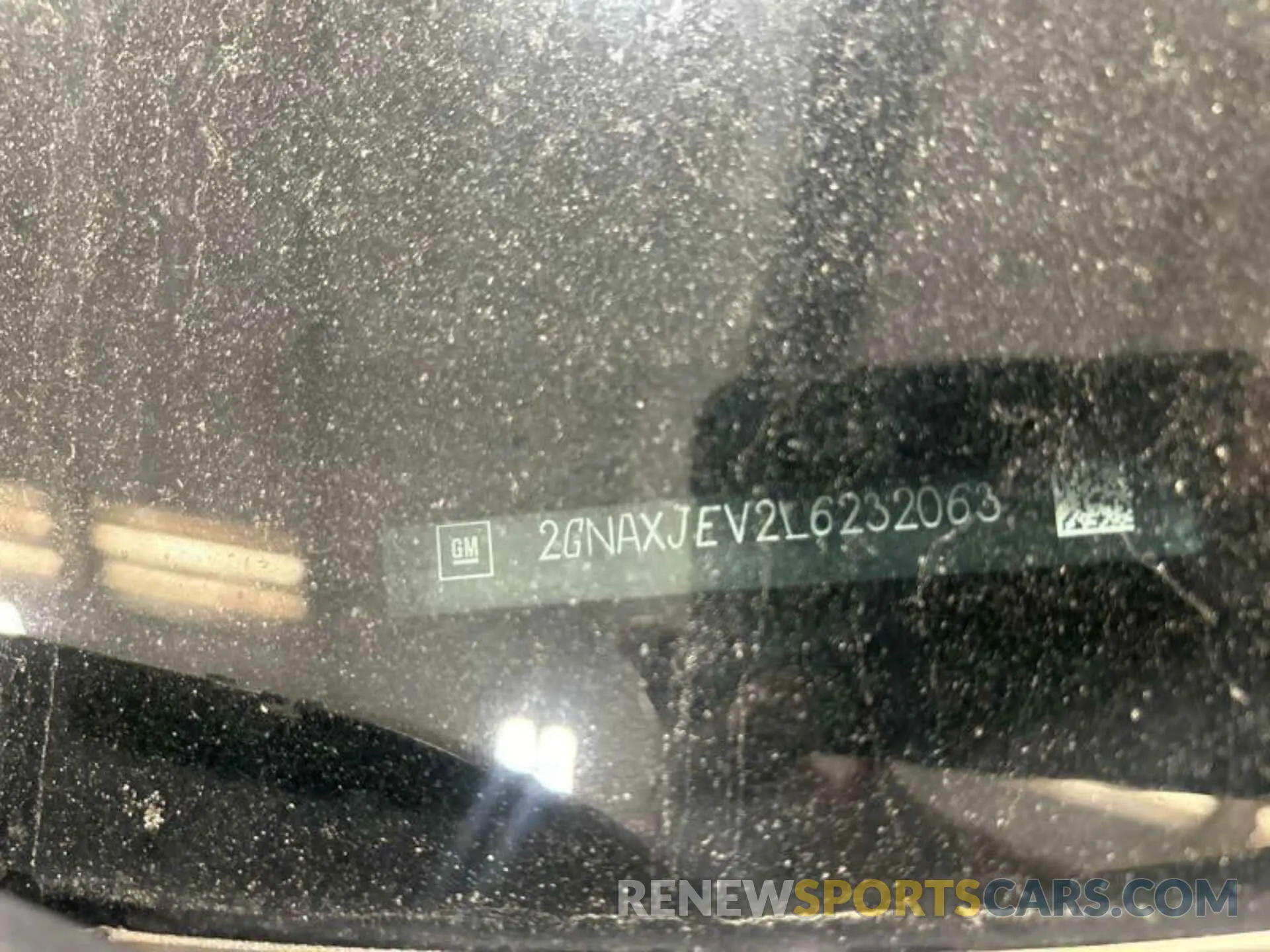 12 fotografías del automóvil dañado 2GNAXJEV2L6232063 CHEVROLET EQUINOX 2020