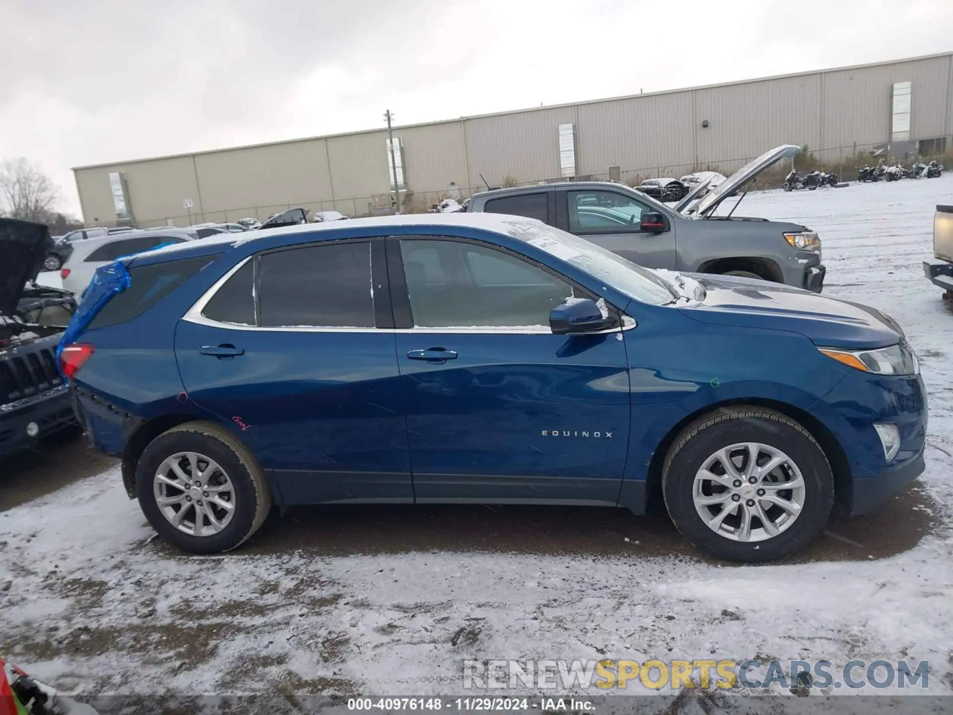 13 fotografías del automóvil dañado 2GNAXJEV3L6116175 CHEVROLET EQUINOX 2020