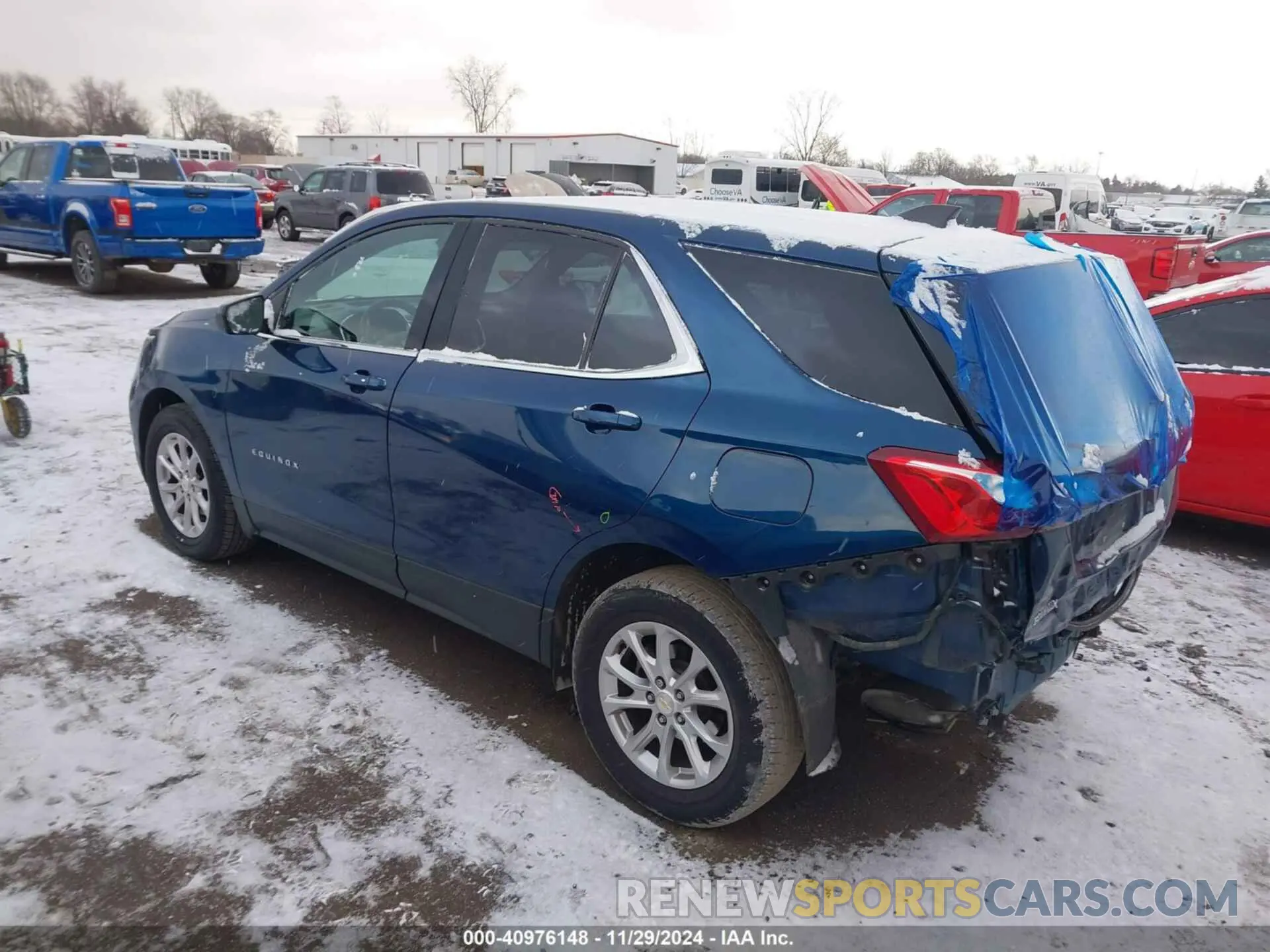 3 fotografías del automóvil dañado 2GNAXJEV3L6116175 CHEVROLET EQUINOX 2020
