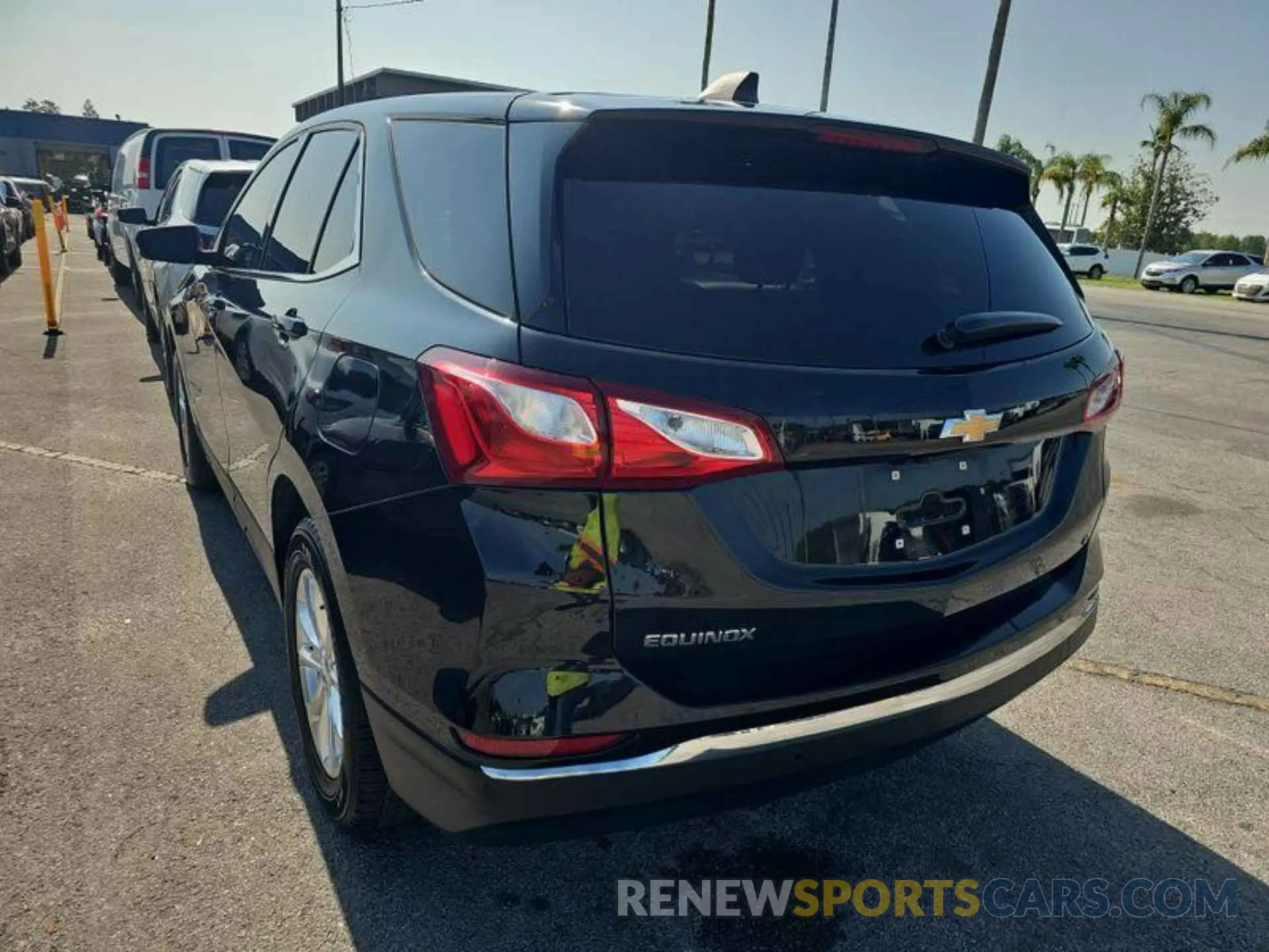 11 fotografías del automóvil dañado 2GNAXJEV3L6215868 CHEVROLET EQUINOX 2020