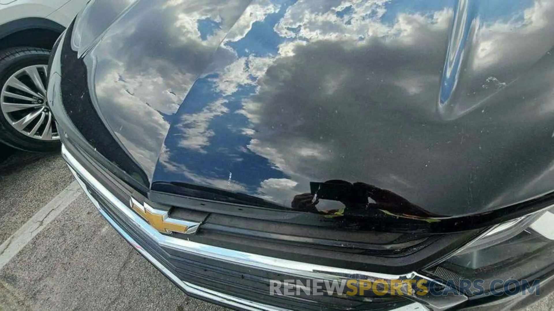 8 fotografías del automóvil dañado 2GNAXJEV3L6215868 CHEVROLET EQUINOX 2020