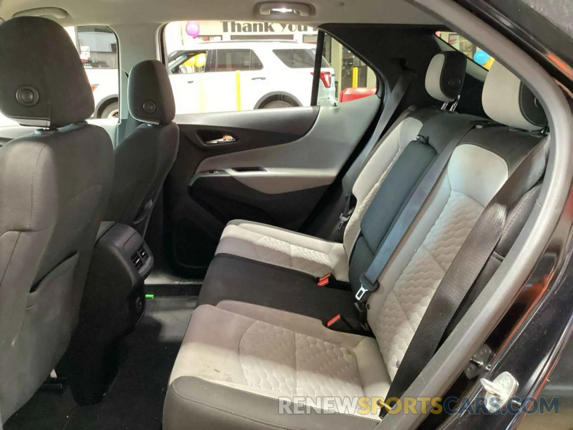 11 fotografías del automóvil dañado 2GNAXJEV4L6156071 CHEVROLET EQUINOX 2020