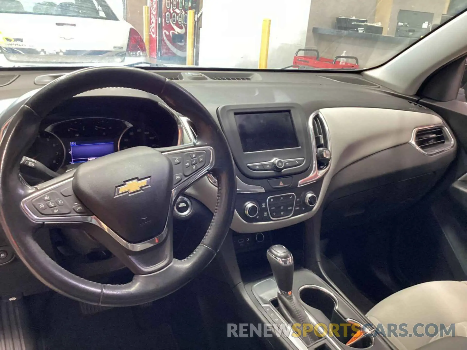 13 fotografías del automóvil dañado 2GNAXJEV4L6156071 CHEVROLET EQUINOX 2020