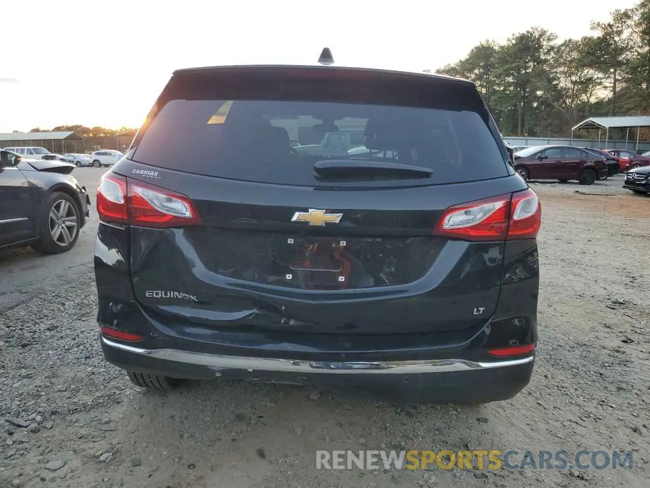 6 fotografías del automóvil dañado 2GNAXJEV4L6232047 CHEVROLET EQUINOX 2020