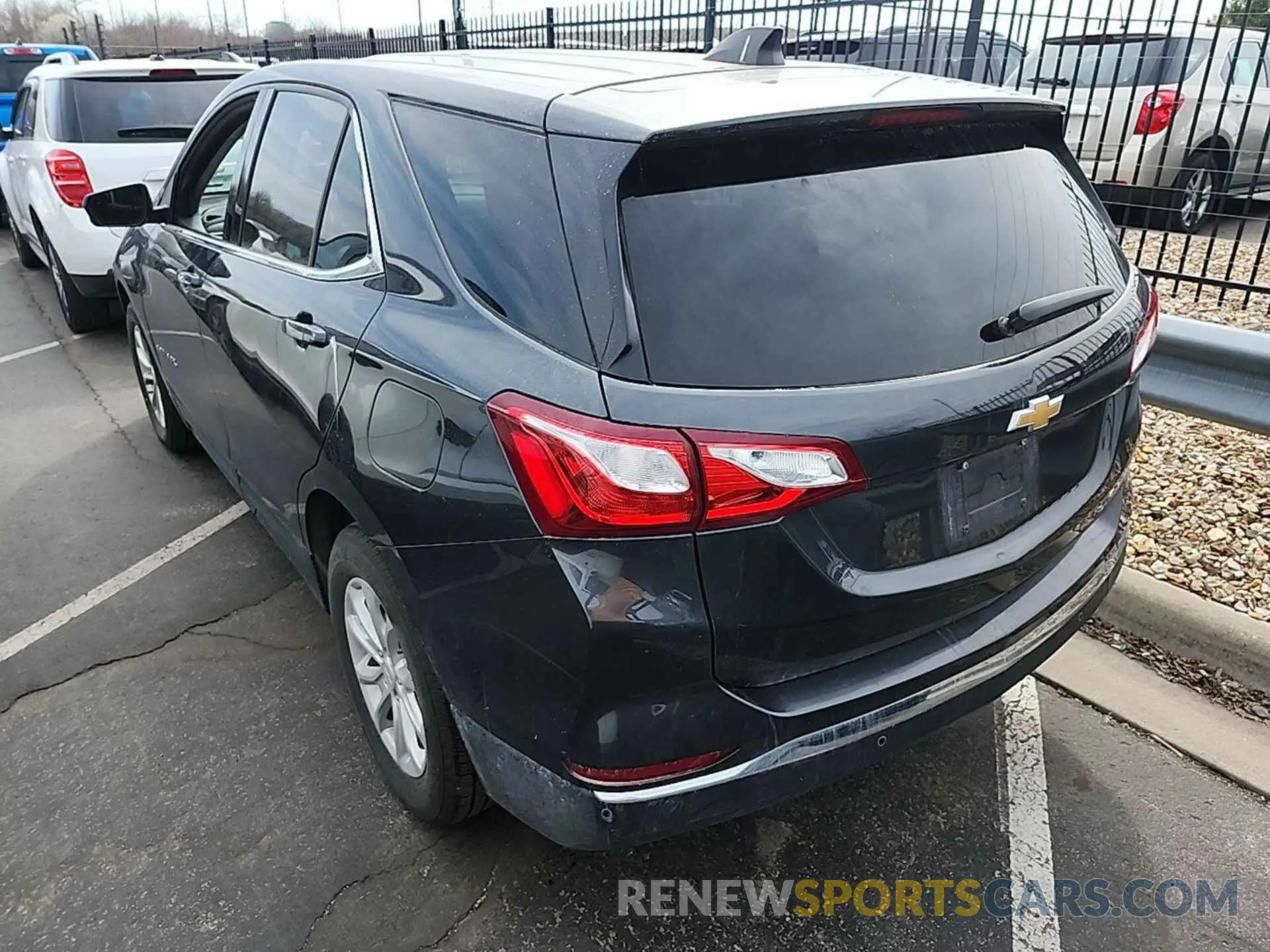 26 fotografías del automóvil dañado 2GNAXJEV5L6150893 CHEVROLET EQUINOX 2020