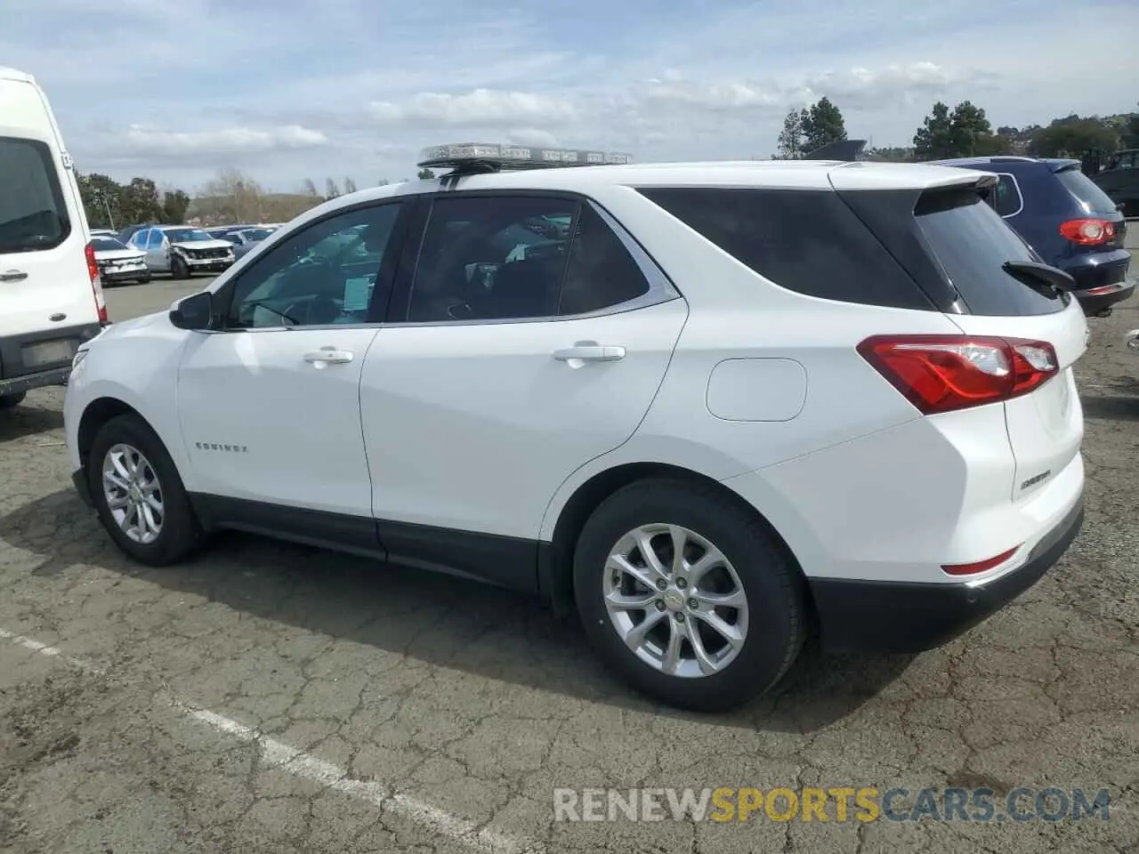 2 fotografías del automóvil dañado 2GNAXJEV5L6186504 CHEVROLET EQUINOX 2020