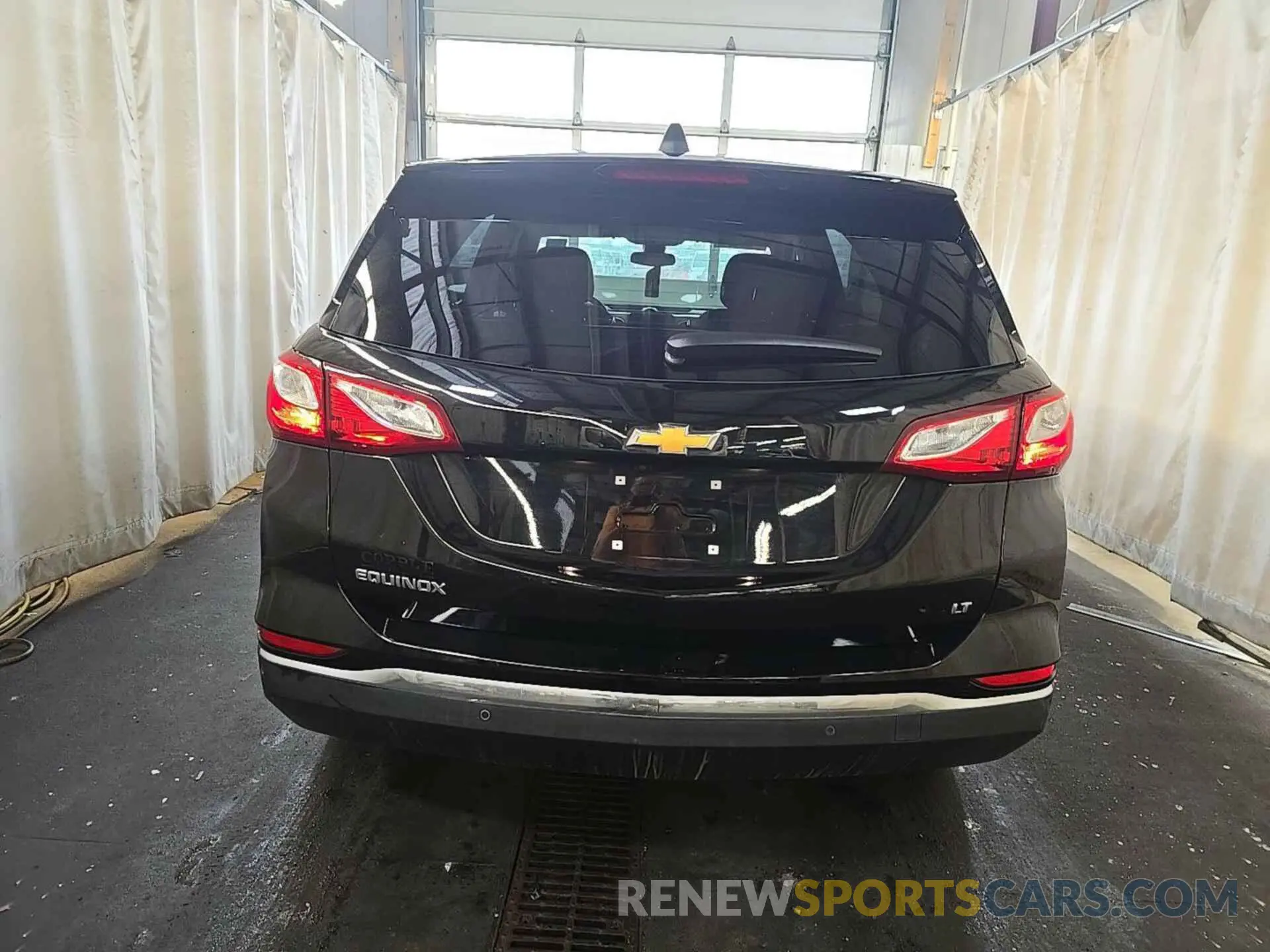 7 fotografías del automóvil dañado 2GNAXJEV5L6232932 CHEVROLET EQUINOX 2020