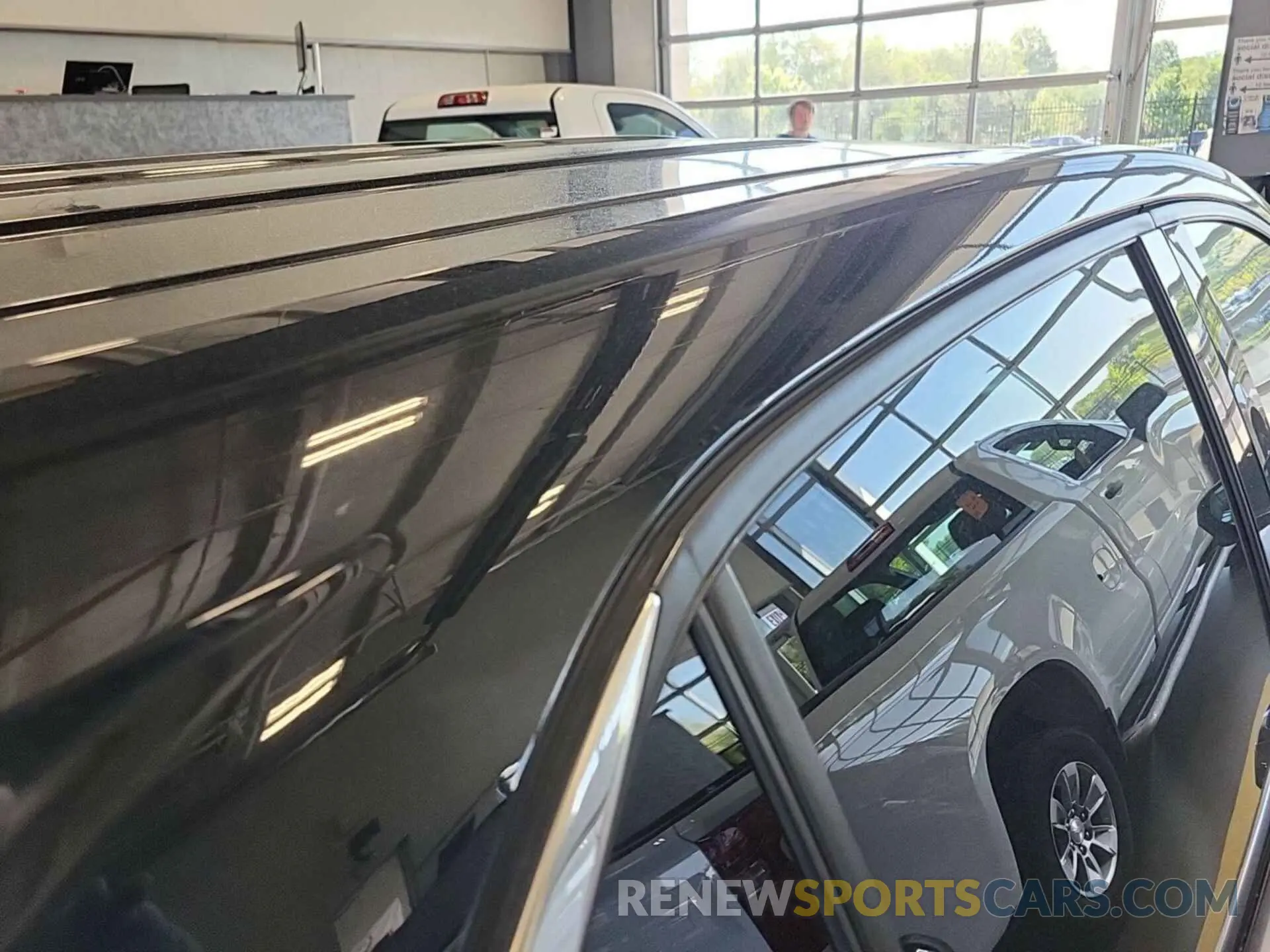 12 fotografías del automóvil dañado 2GNAXJEV6L6159621 CHEVROLET EQUINOX 2020
