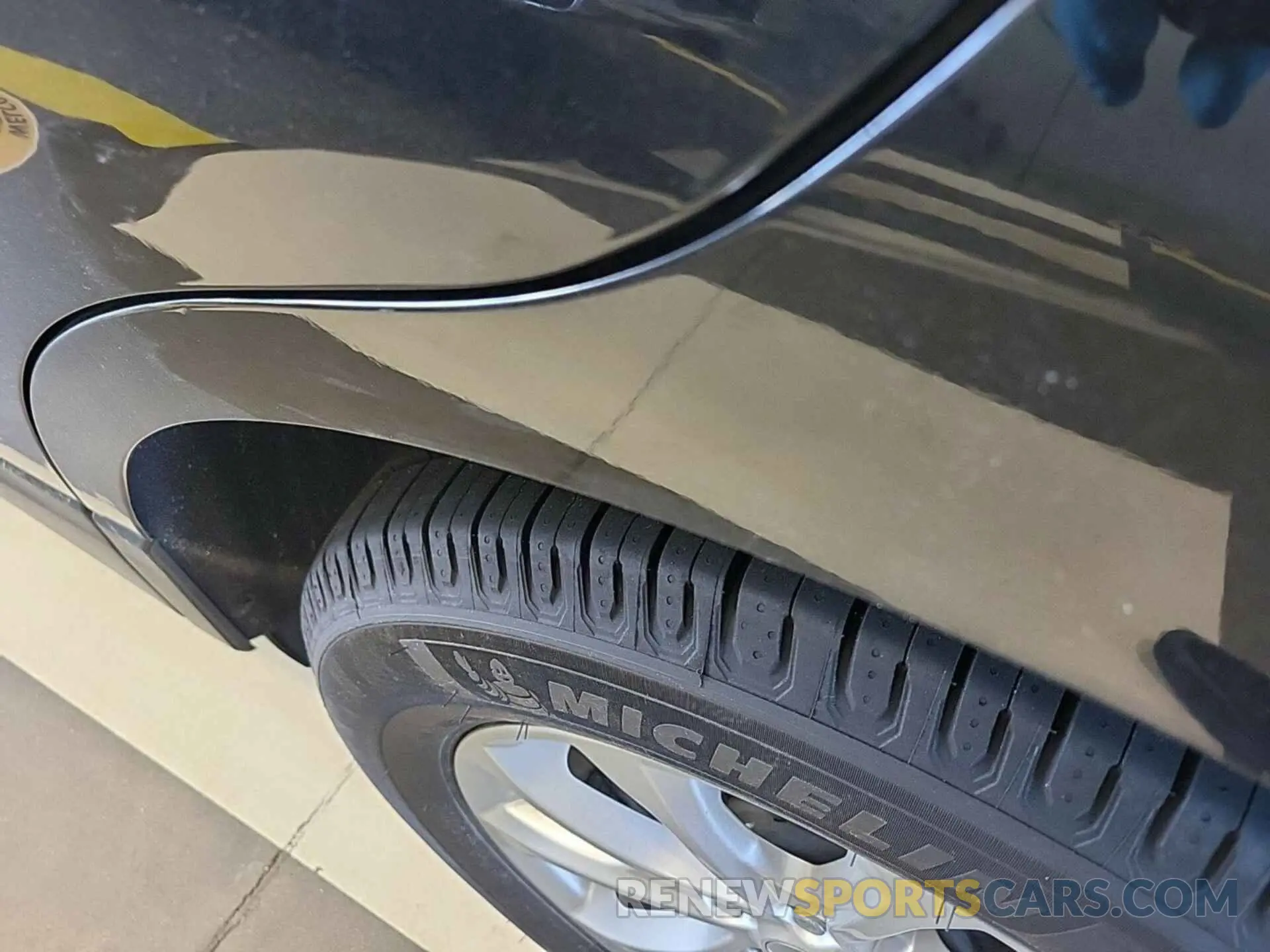 17 fotografías del automóvil dañado 2GNAXJEV6L6159621 CHEVROLET EQUINOX 2020