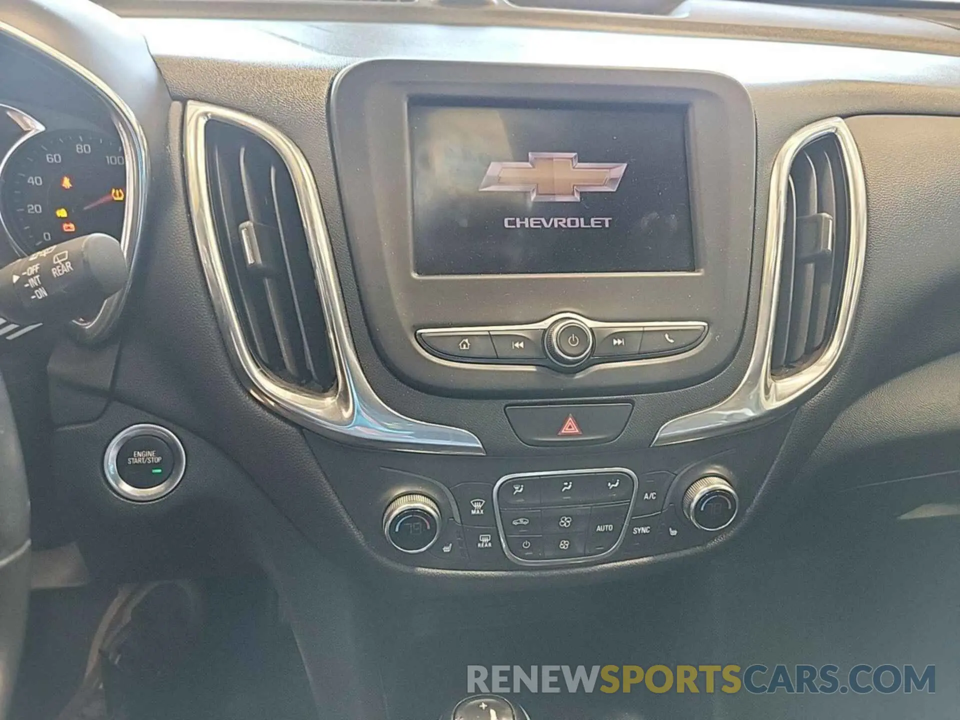 8 fotografías del automóvil dañado 2GNAXJEV6L6159621 CHEVROLET EQUINOX 2020