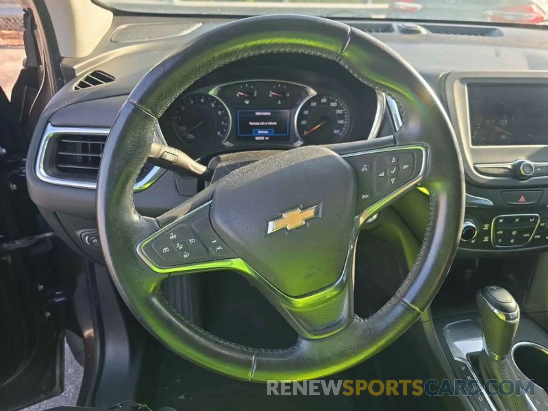19 fotografías del automóvil dañado 2GNAXJEV6L6176001 CHEVROLET EQUINOX 2020