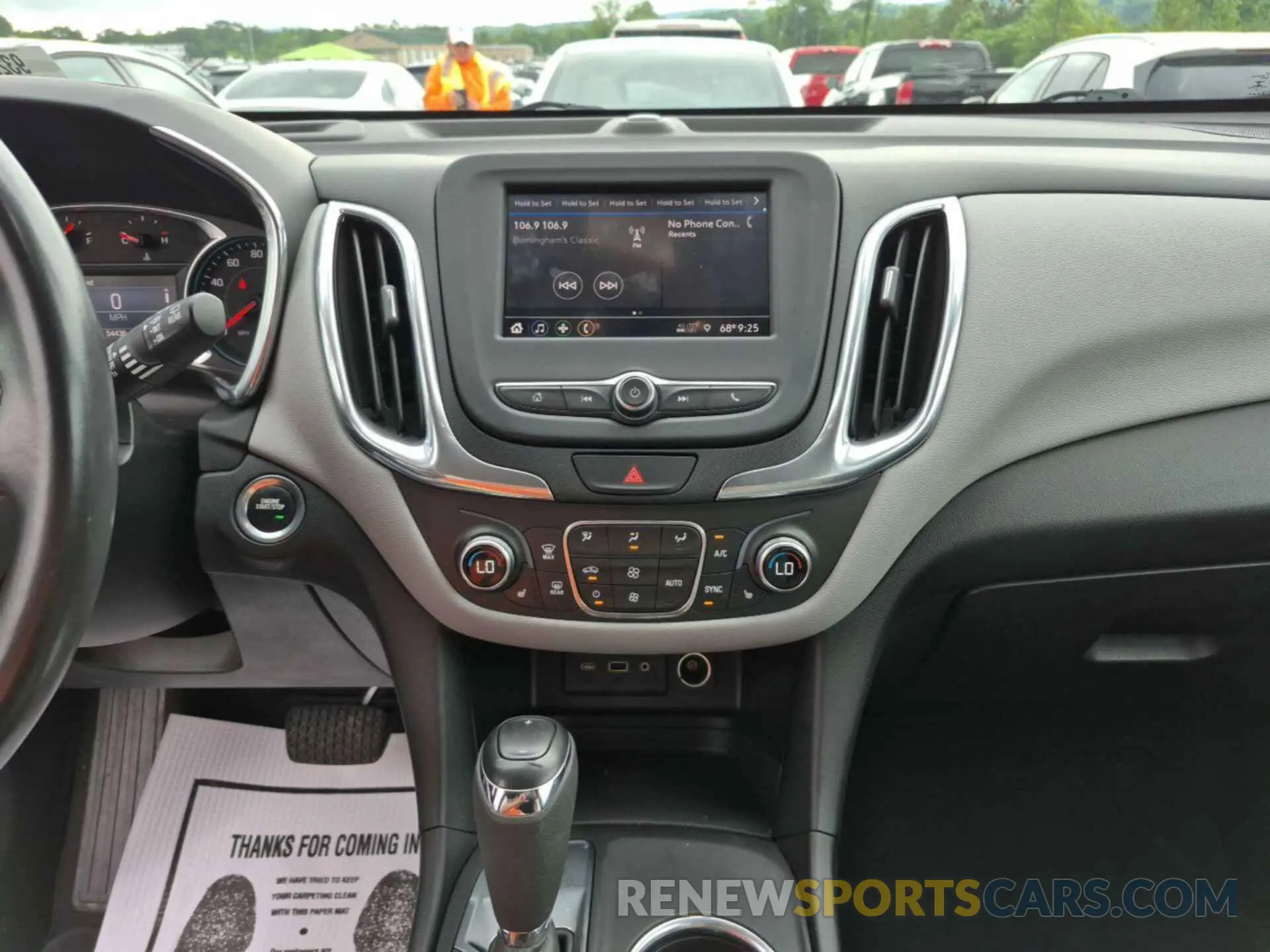 10 fotografías del automóvil dañado 2GNAXJEV6L6232146 CHEVROLET EQUINOX 2020