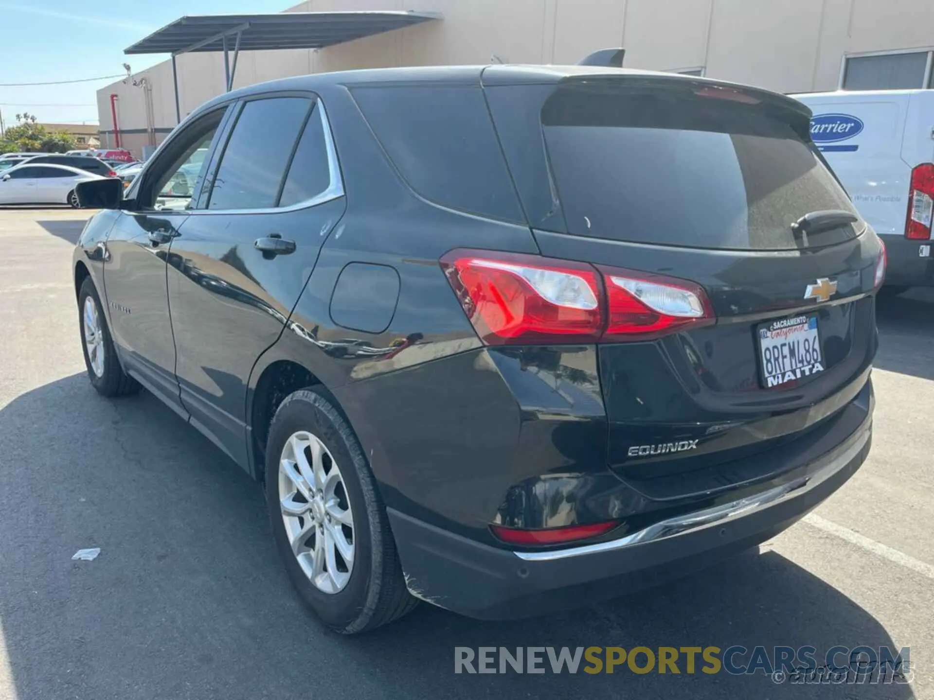 5 fotografías del automóvil dañado 2GNAXJEV6L6243700 CHEVROLET EQUINOX 2020