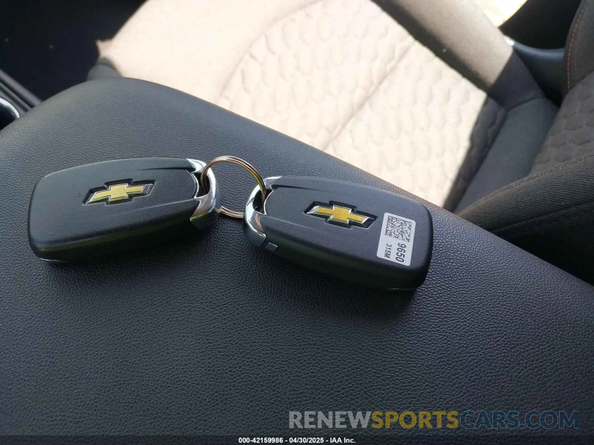 11 fotografías del automóvil dañado 2GNAXJEV7L6124991 CHEVROLET EQUINOX 2020