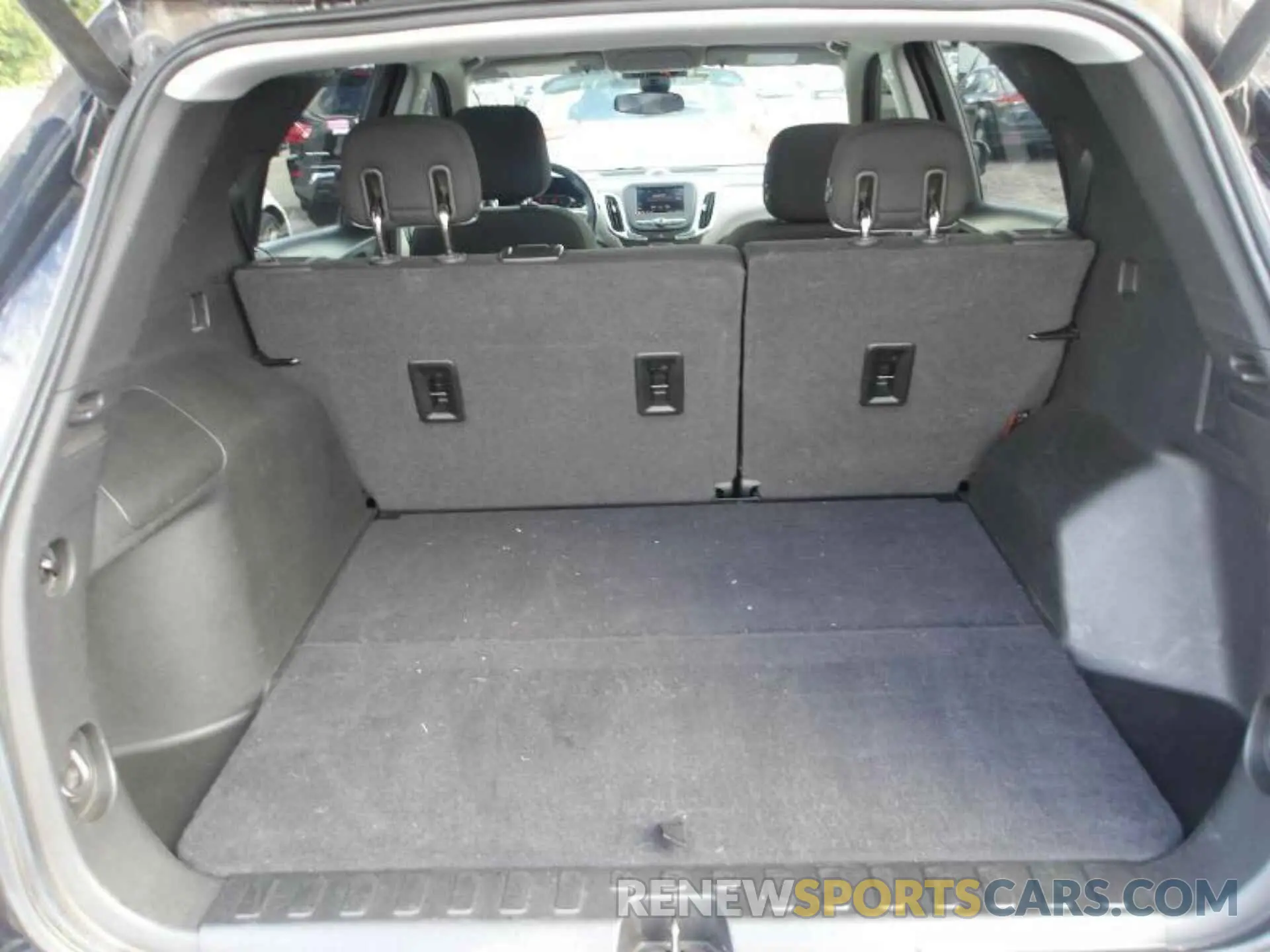 14 fotografías del automóvil dañado 2GNAXJEV7L6156887 CHEVROLET EQUINOX 2020