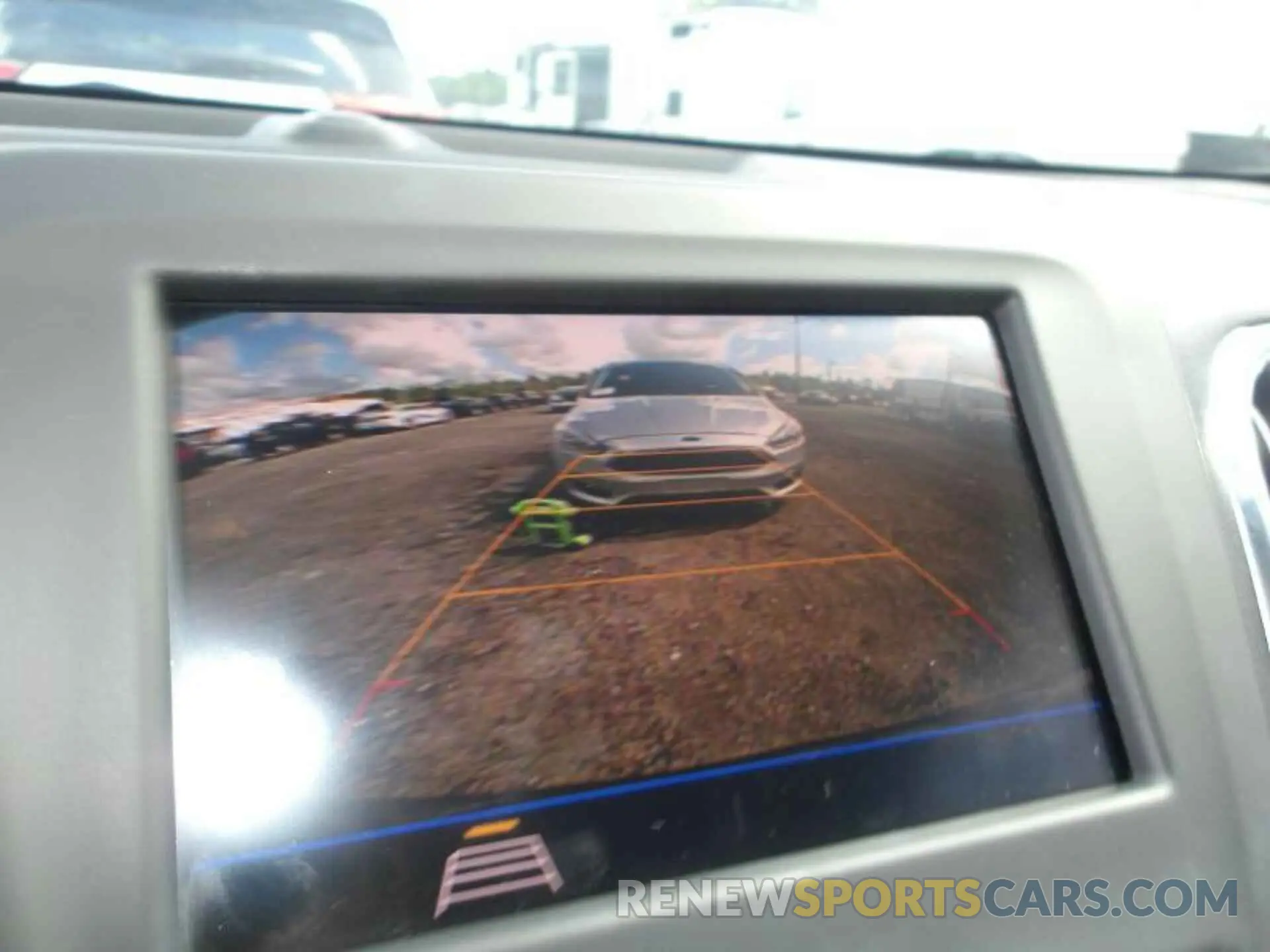 4 fotografías del automóvil dañado 2GNAXJEV7L6156887 CHEVROLET EQUINOX 2020