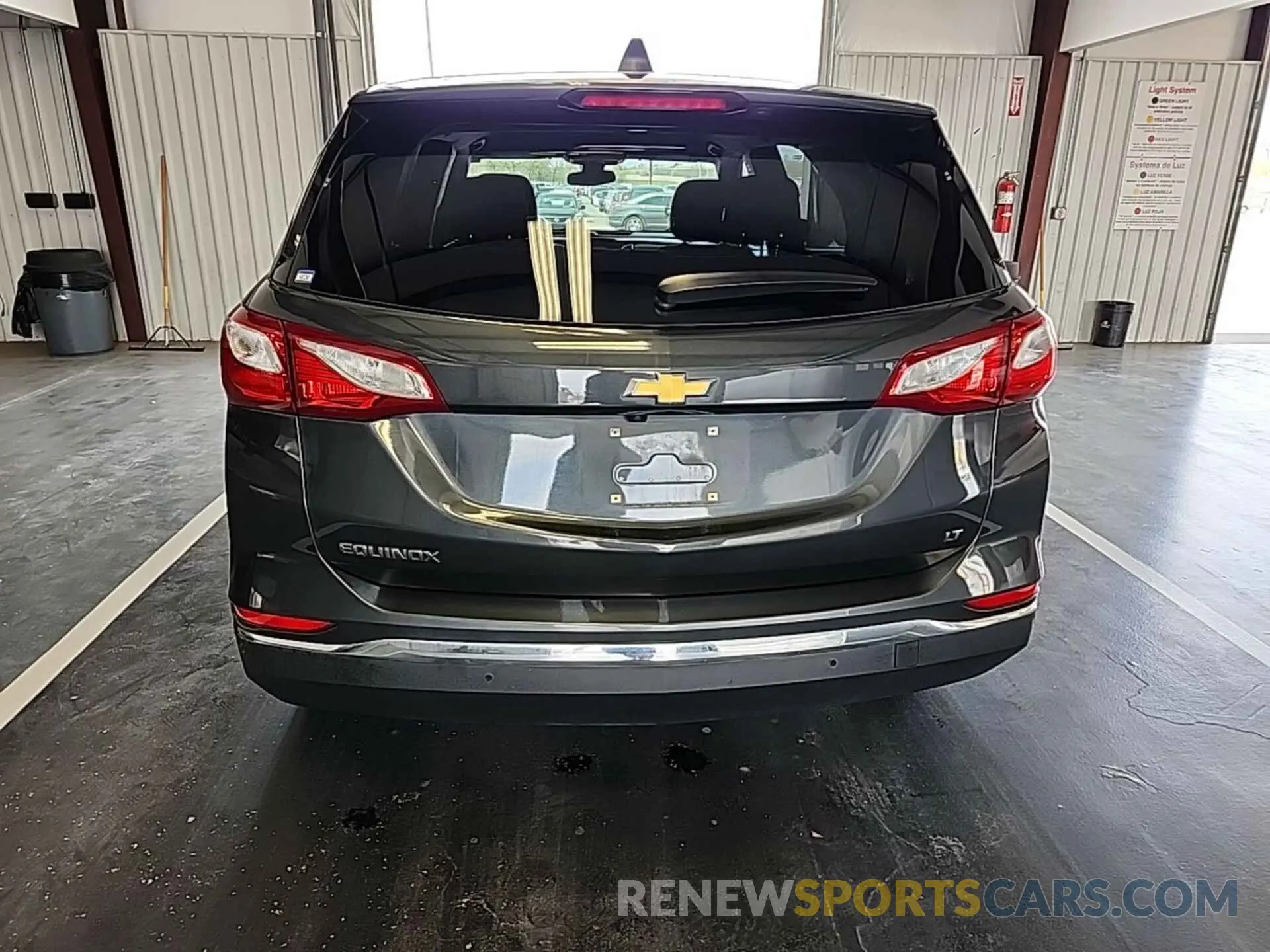 19 fotografías del automóvil dañado 2GNAXJEV7L6157473 CHEVROLET EQUINOX 2020