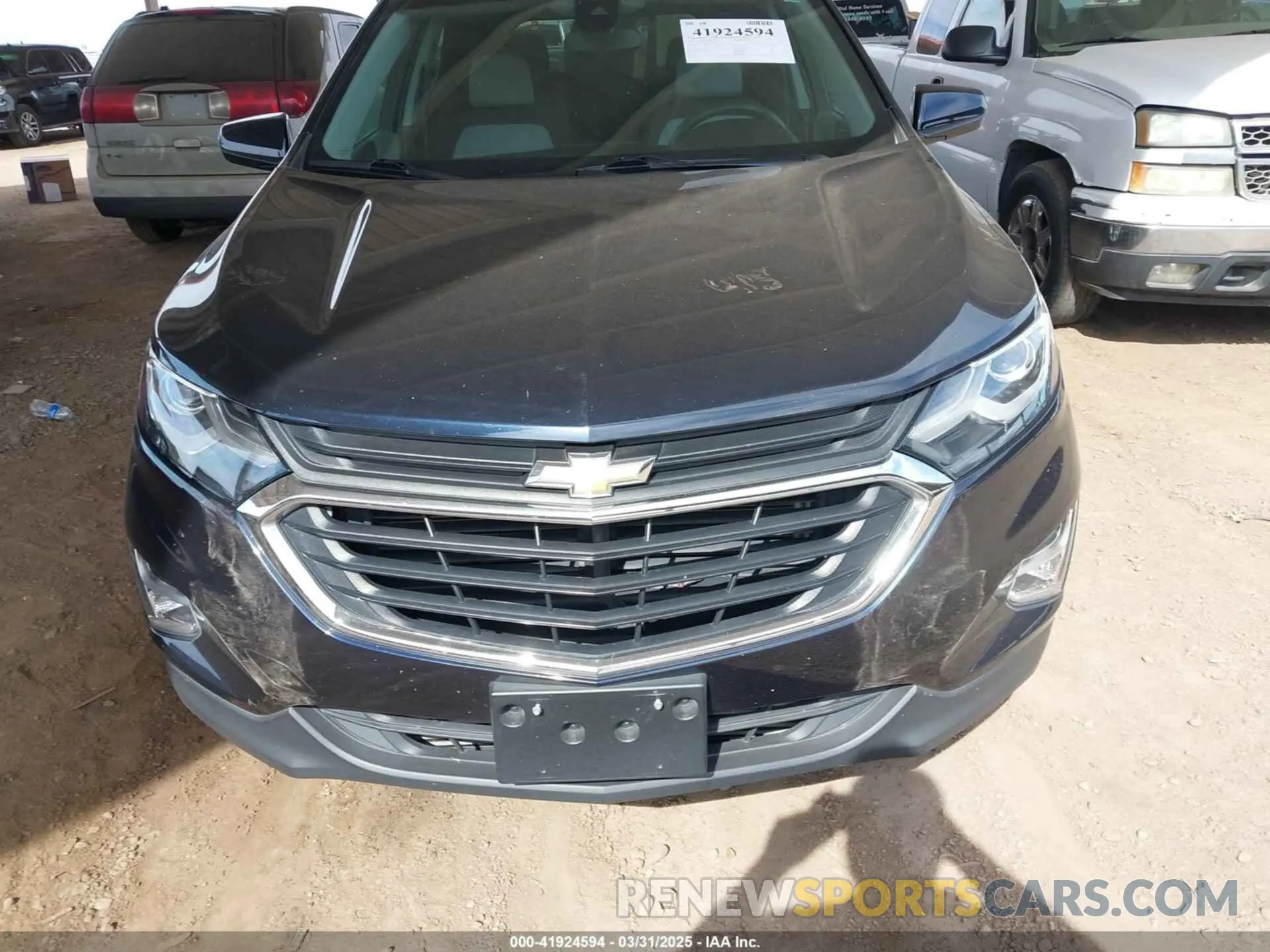 12 fotografías del automóvil dañado 2GNAXJEV7L6223830 CHEVROLET EQUINOX 2020