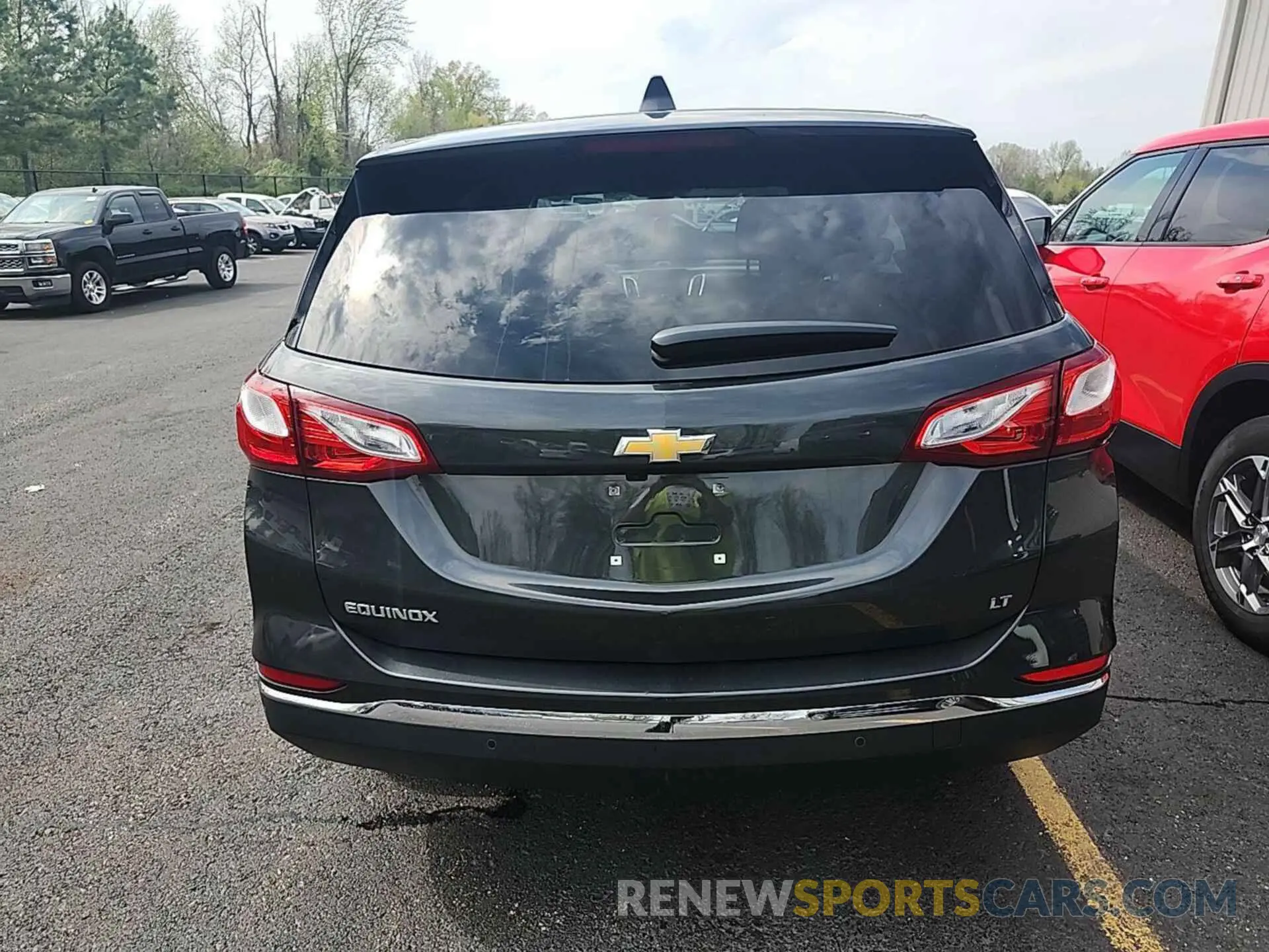29 fotografías del automóvil dañado 2GNAXJEV7L6231331 CHEVROLET EQUINOX 2020
