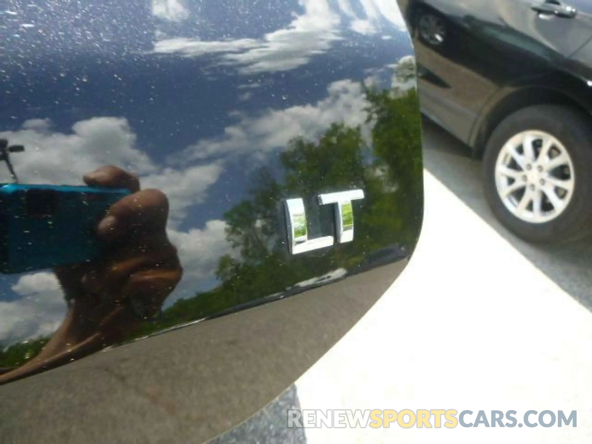 10 fotografías del automóvil dañado 2GNAXJEV7L6231748 CHEVROLET EQUINOX 2020
