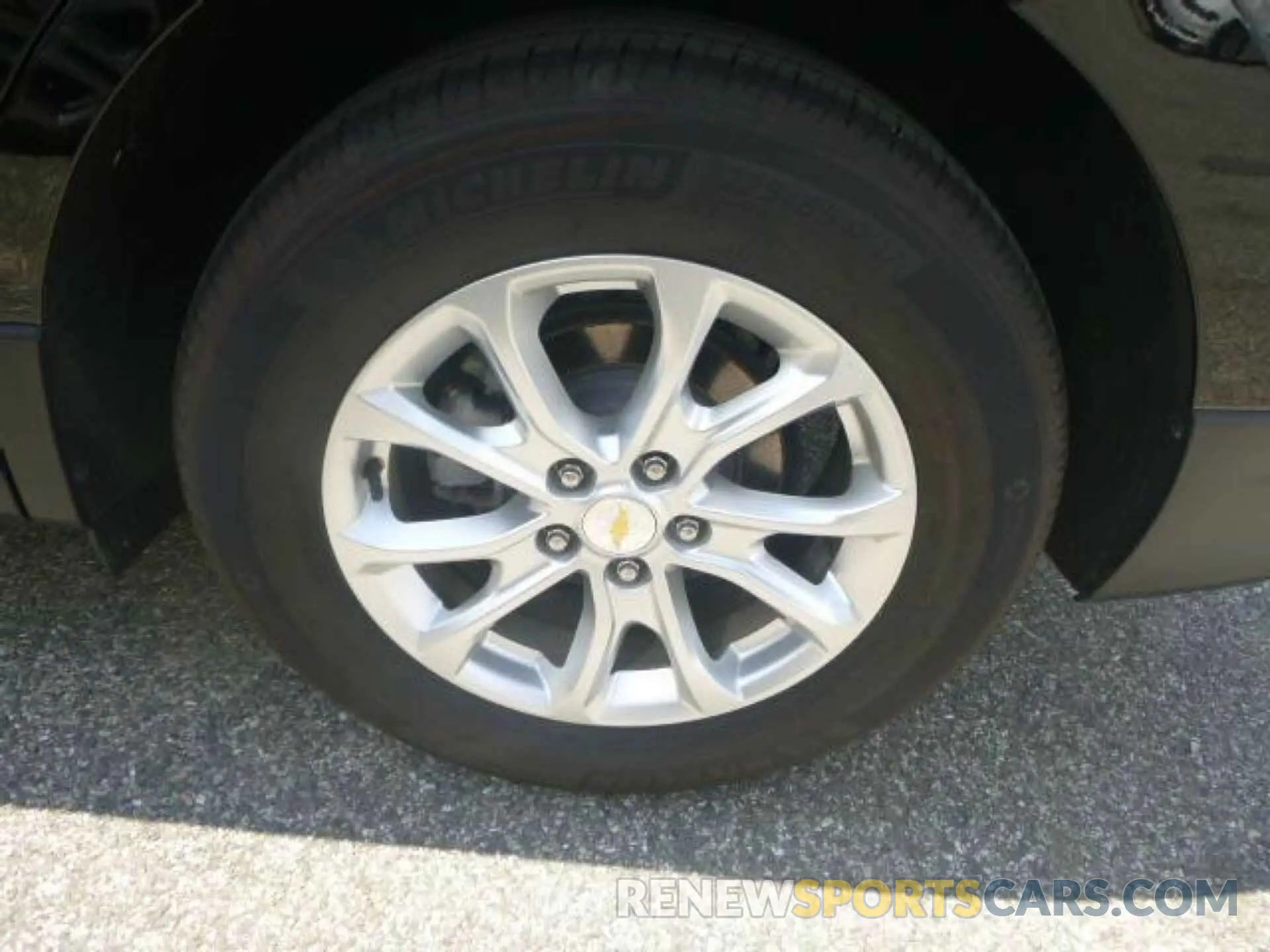 17 fotografías del automóvil dañado 2GNAXJEV7L6231748 CHEVROLET EQUINOX 2020