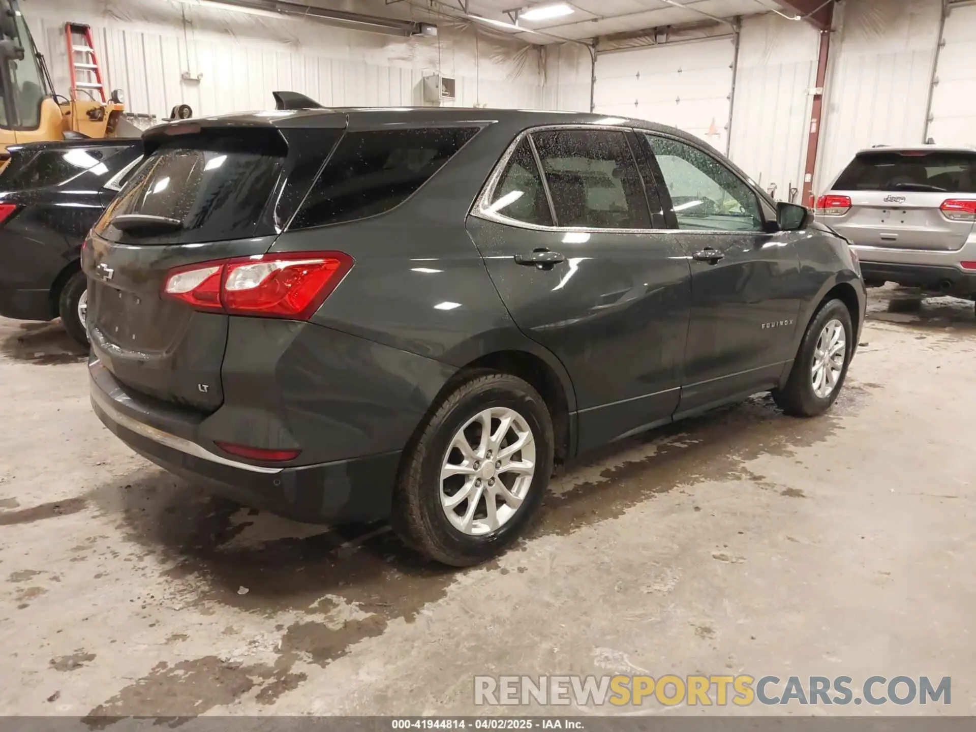 4 fotografías del automóvil dañado 2GNAXJEV7L6259405 CHEVROLET EQUINOX 2020