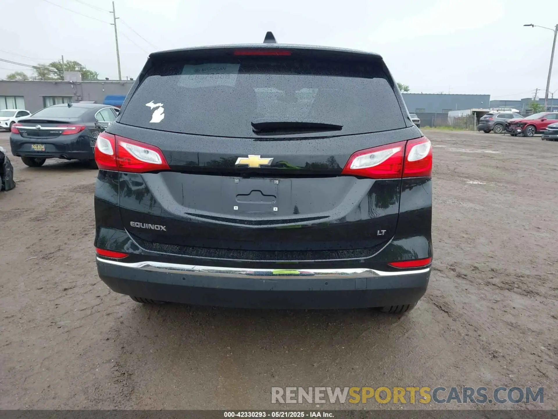 16 fotografías del automóvil dañado 2GNAXJEV8L6108900 CHEVROLET EQUINOX 2020