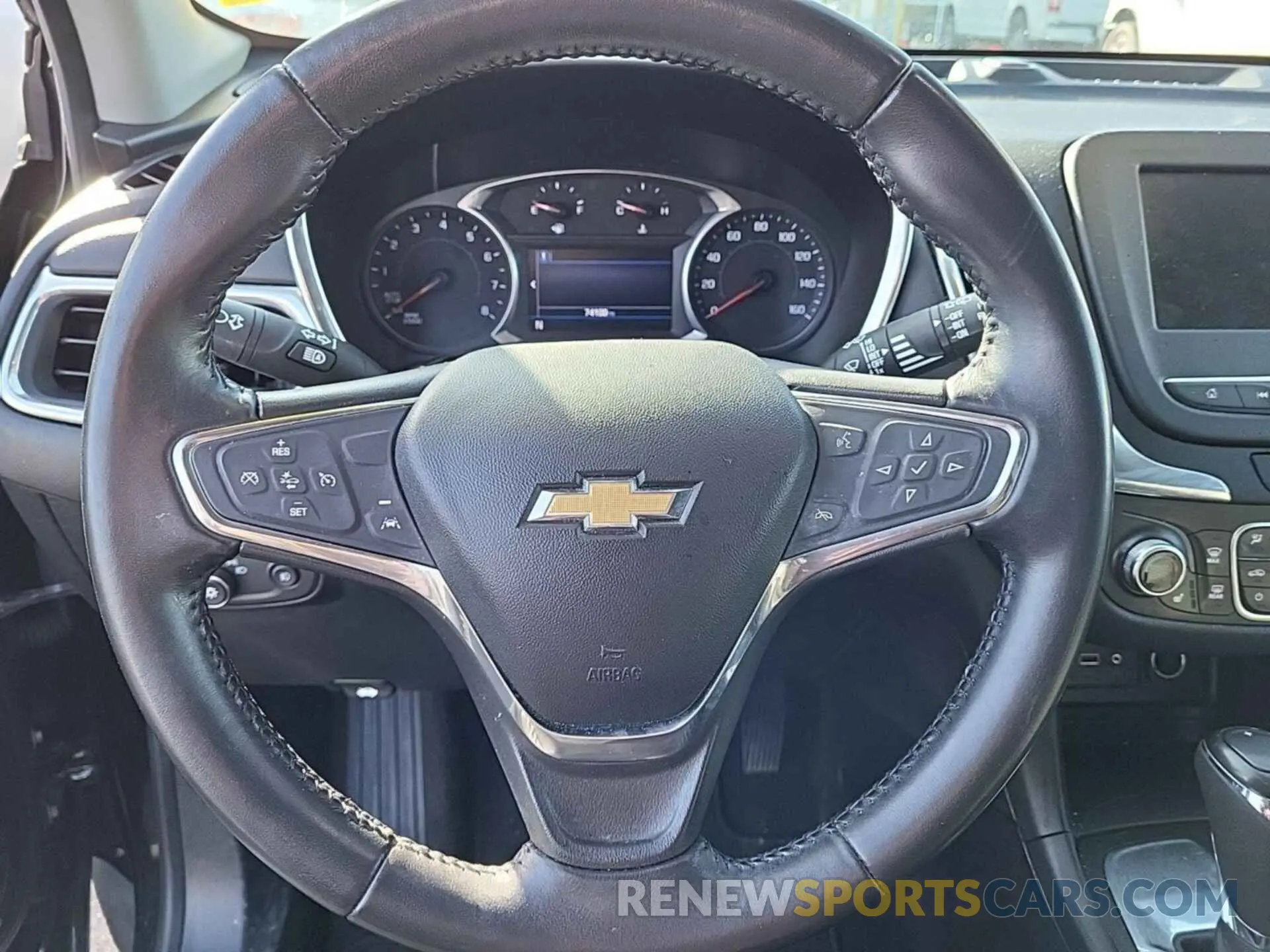 15 fotografías del automóvil dañado 2GNAXJEV8L6150810 CHEVROLET EQUINOX 2020