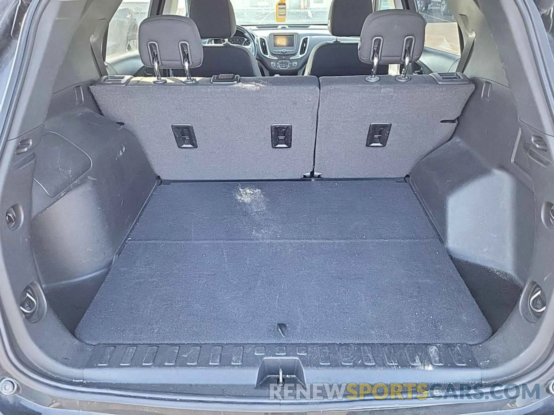 9 fotografías del automóvil dañado 2GNAXJEV8L6150810 CHEVROLET EQUINOX 2020