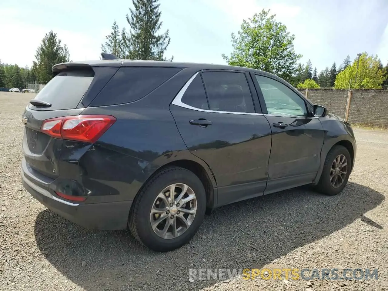 3 fotografías del automóvil dañado 2GNAXJEV8L6183936 CHEVROLET EQUINOX 2020