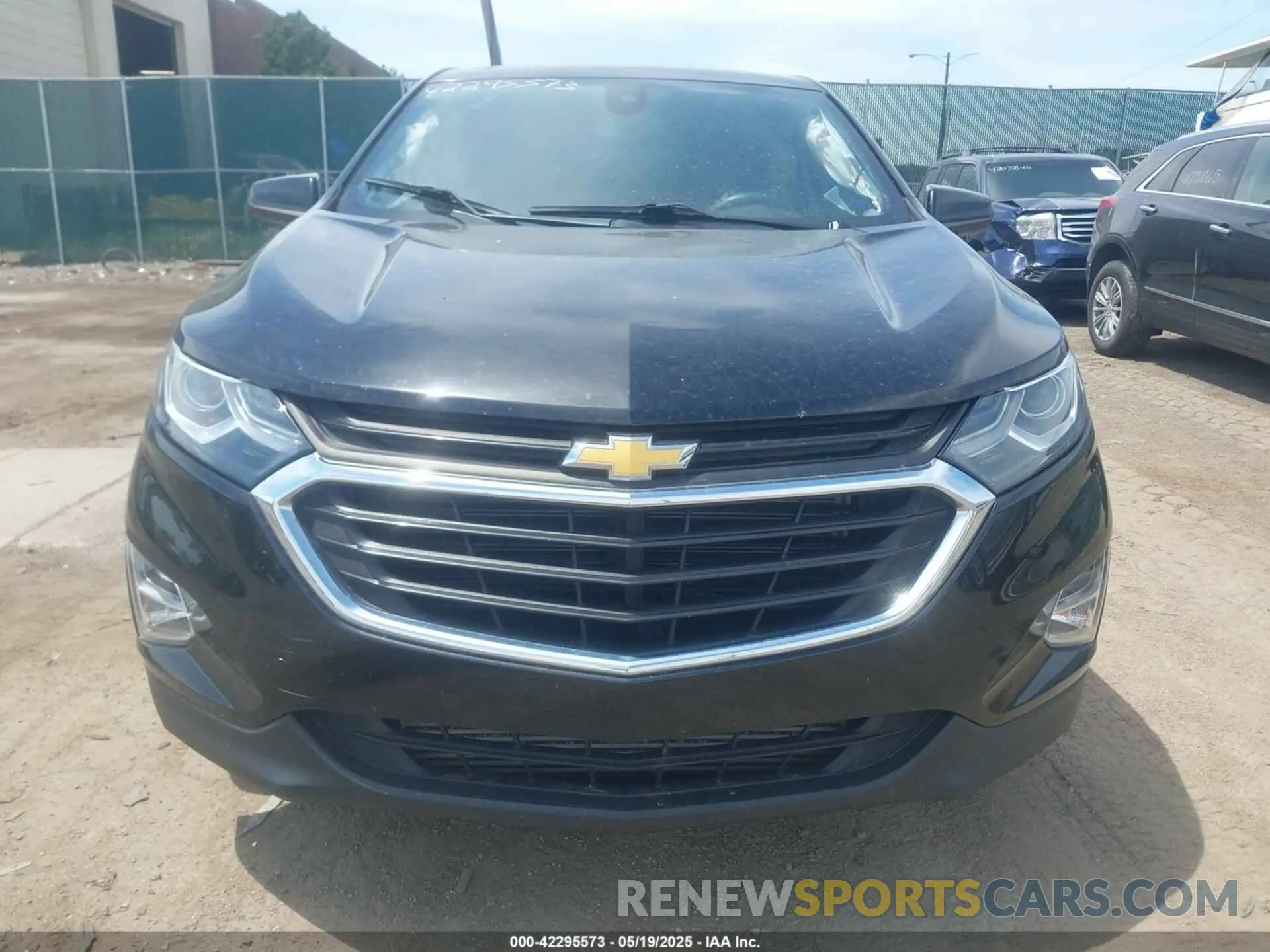 12 fotografías del automóvil dañado 2GNAXJEV9L6127505 CHEVROLET EQUINOX 2020