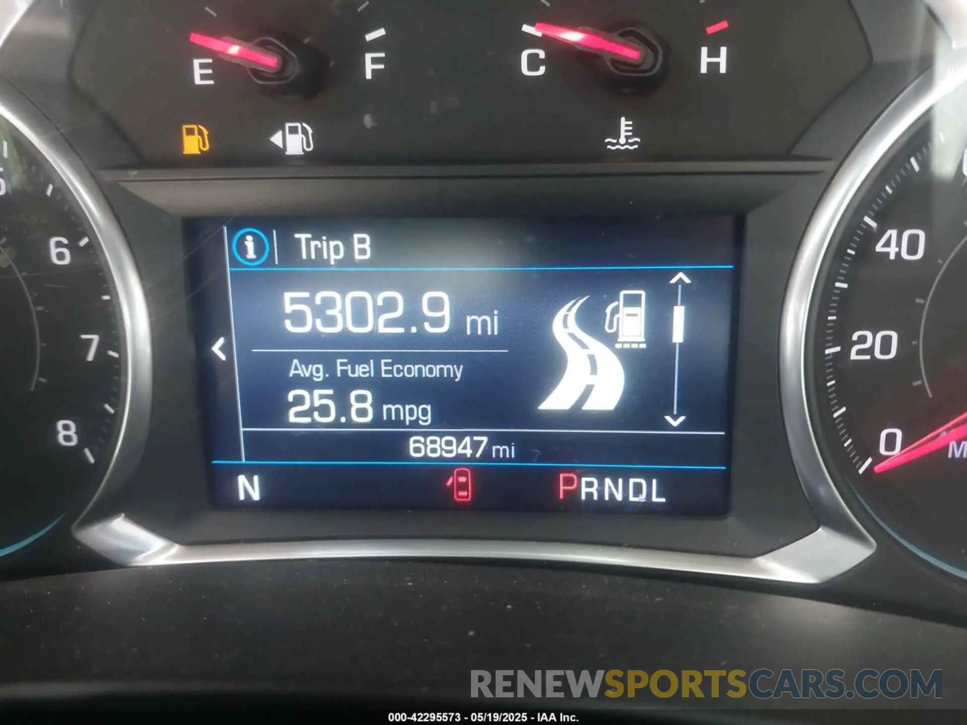 15 fotografías del automóvil dañado 2GNAXJEV9L6127505 CHEVROLET EQUINOX 2020