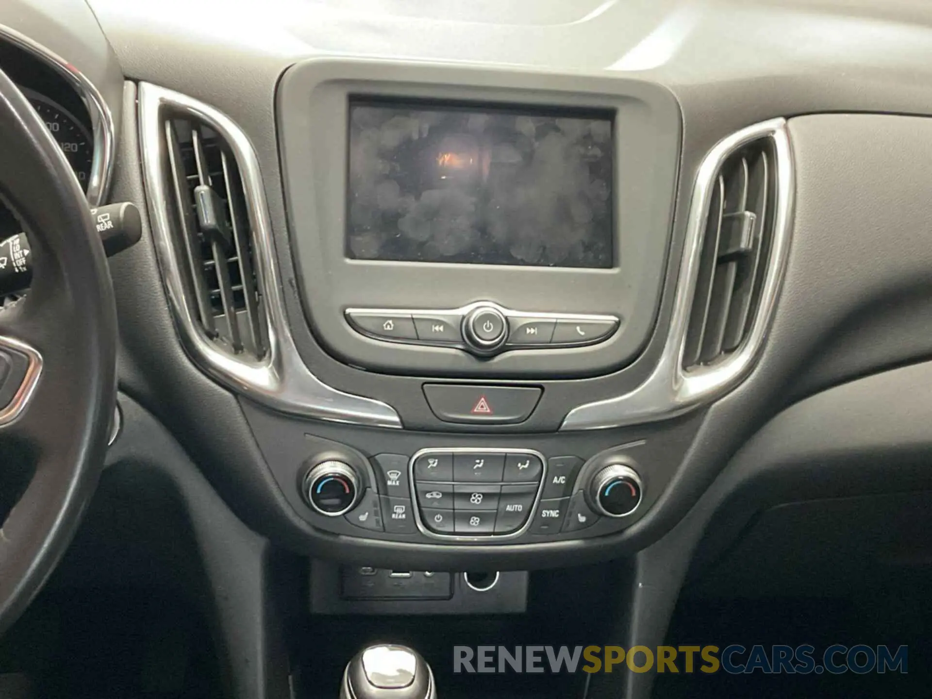 25 fotografías del automóvil dañado 2GNAXJEV9L6154610 CHEVROLET EQUINOX 2020