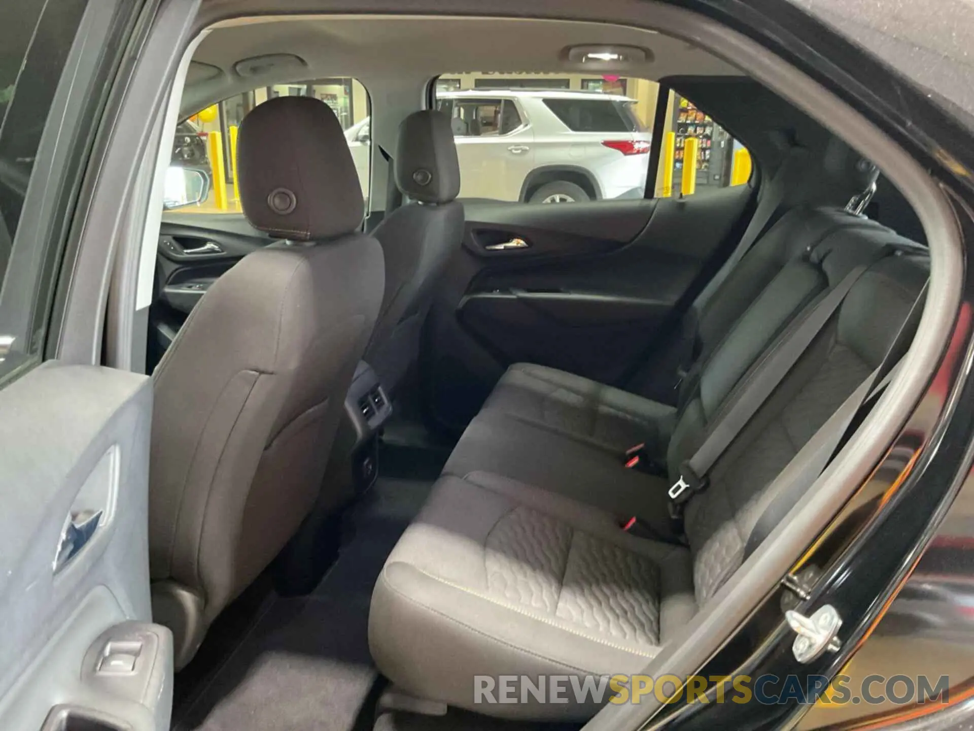 27 fotografías del automóvil dañado 2GNAXJEV9L6154610 CHEVROLET EQUINOX 2020