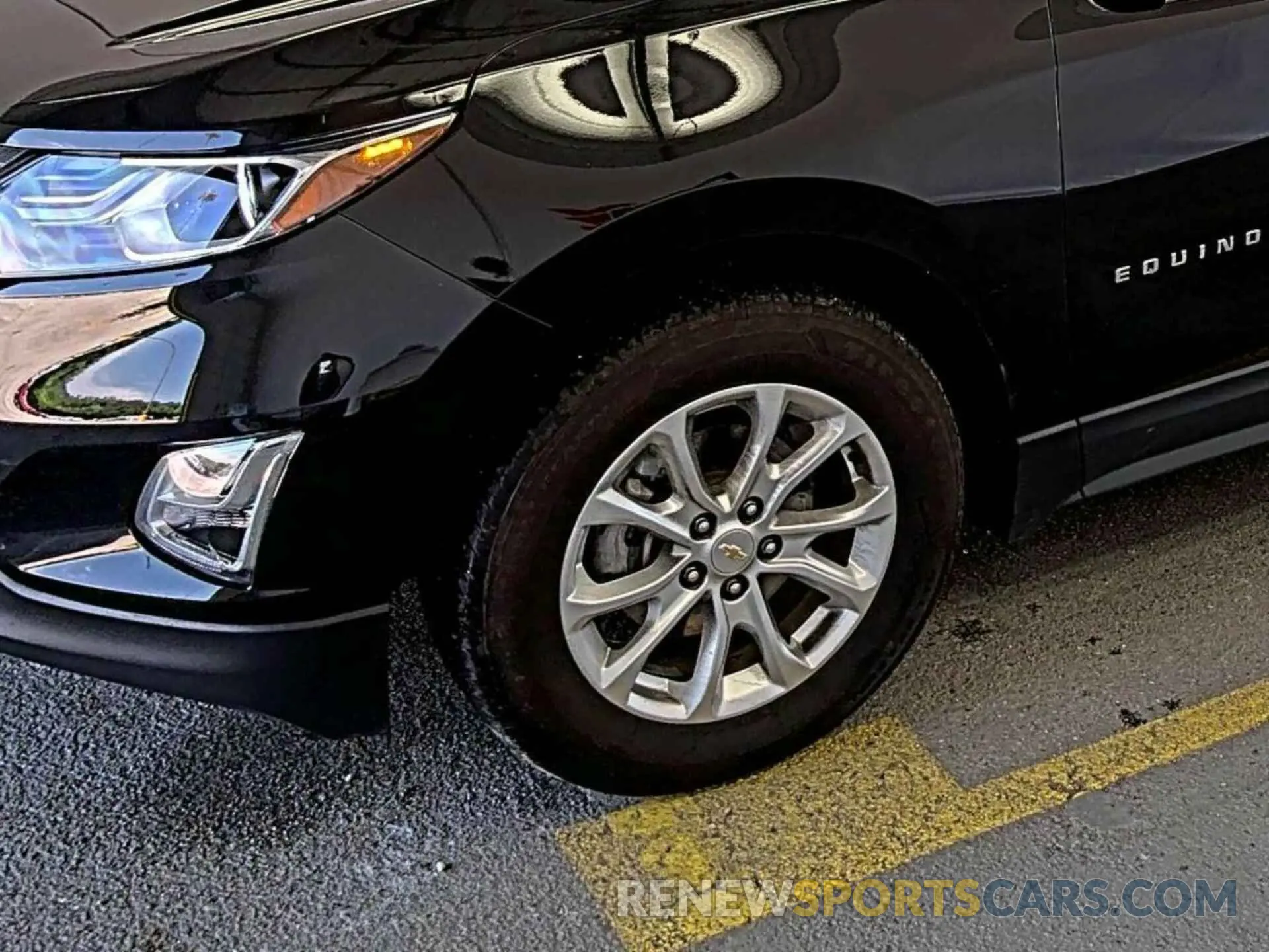 5 fotografías del automóvil dañado 2GNAXJEV9L6154610 CHEVROLET EQUINOX 2020