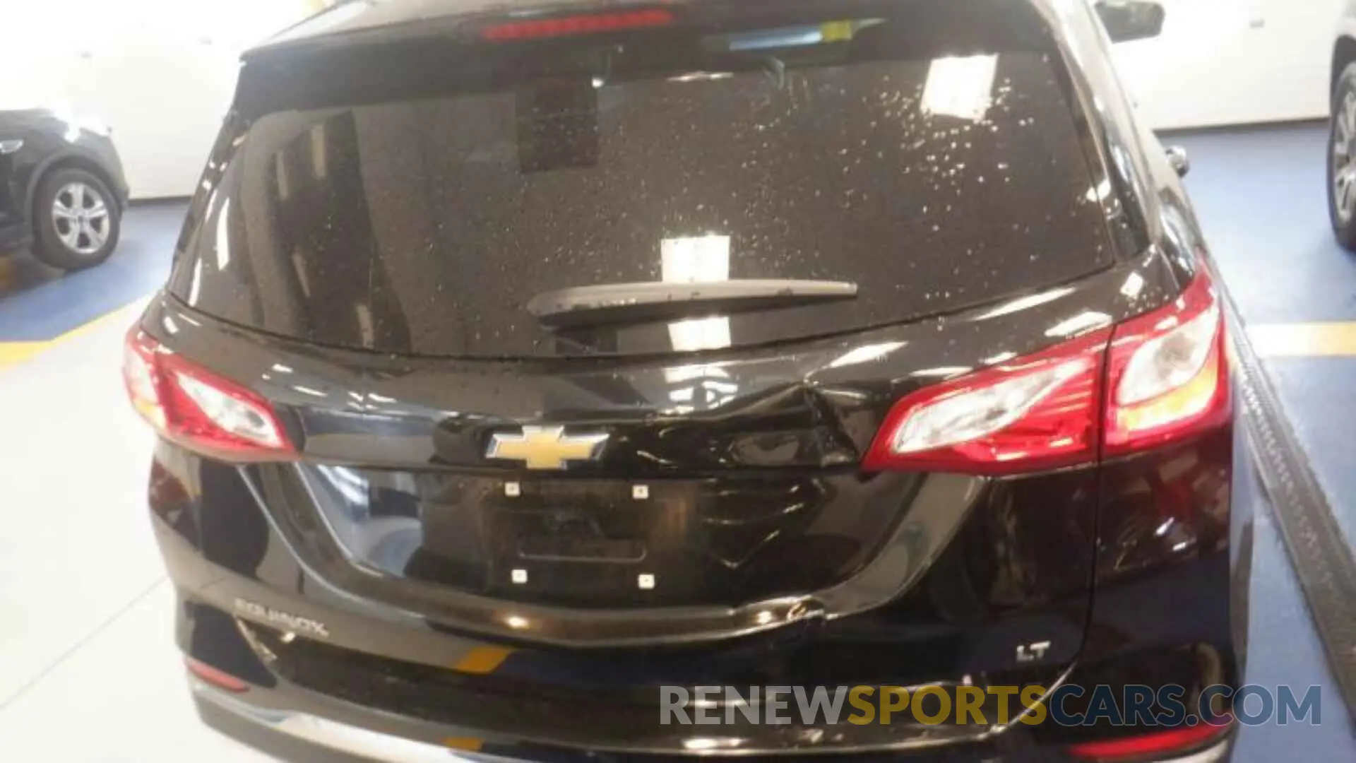 3 fotografías del automóvil dañado 2GNAXJEV9L6163534 CHEVROLET EQUINOX 2020