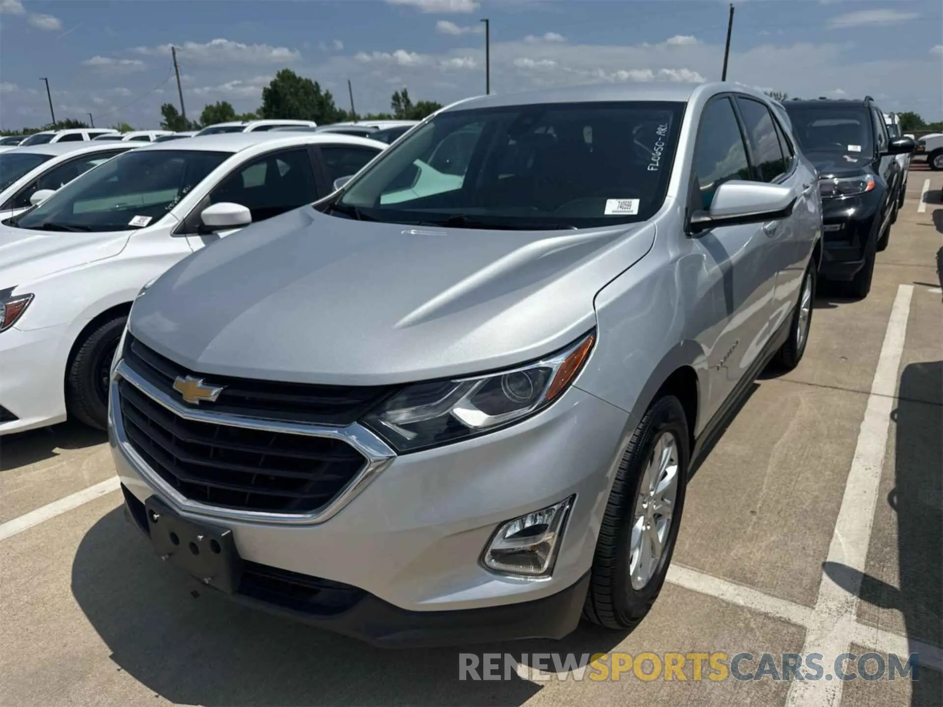 15 fotografías del automóvil dañado 2GNAXJEV9L6232562 CHEVROLET EQUINOX 2020