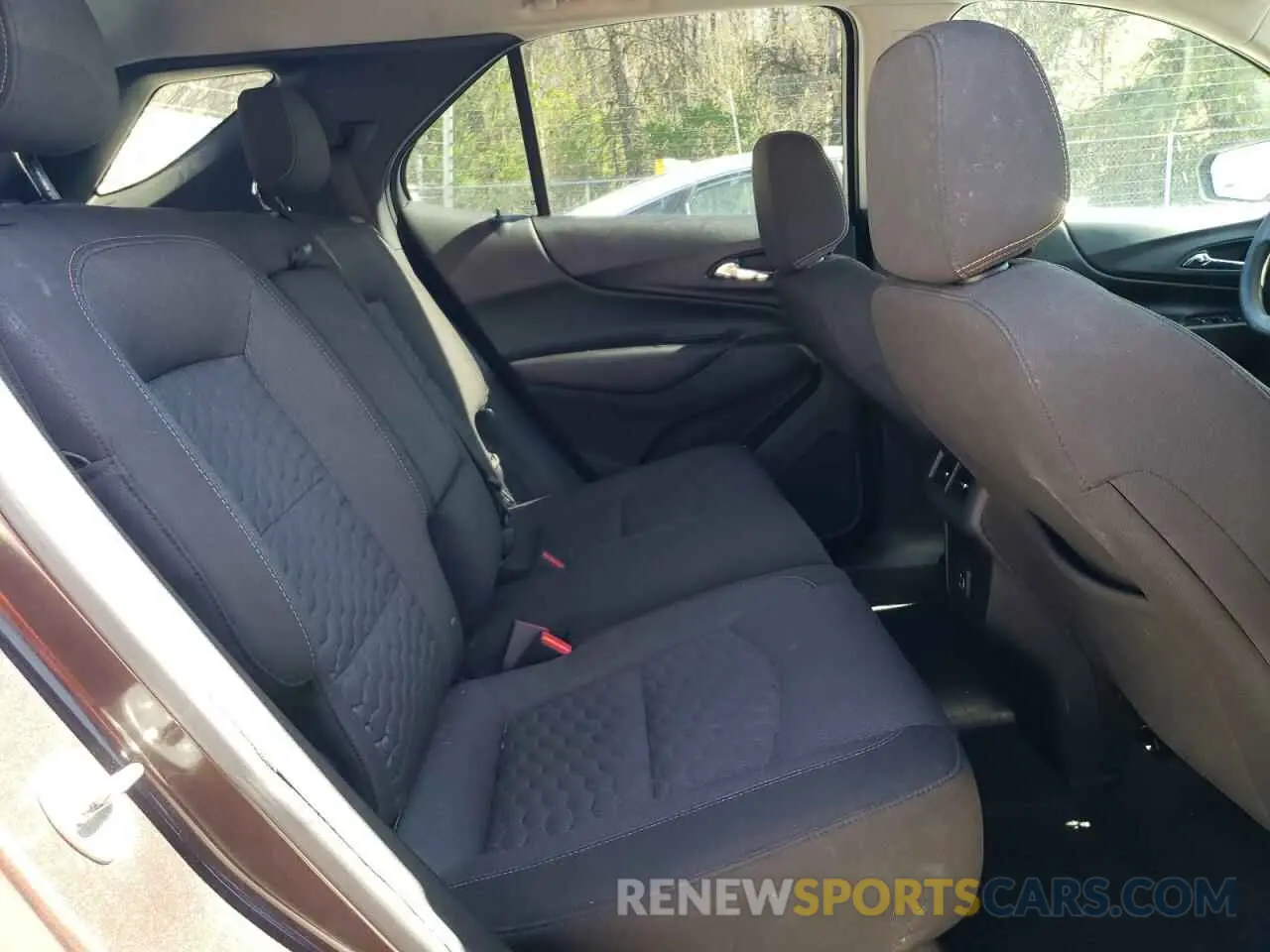 11 fotografías del automóvil dañado 2GNAXJEV9L6260345 CHEVROLET EQUINOX 2020