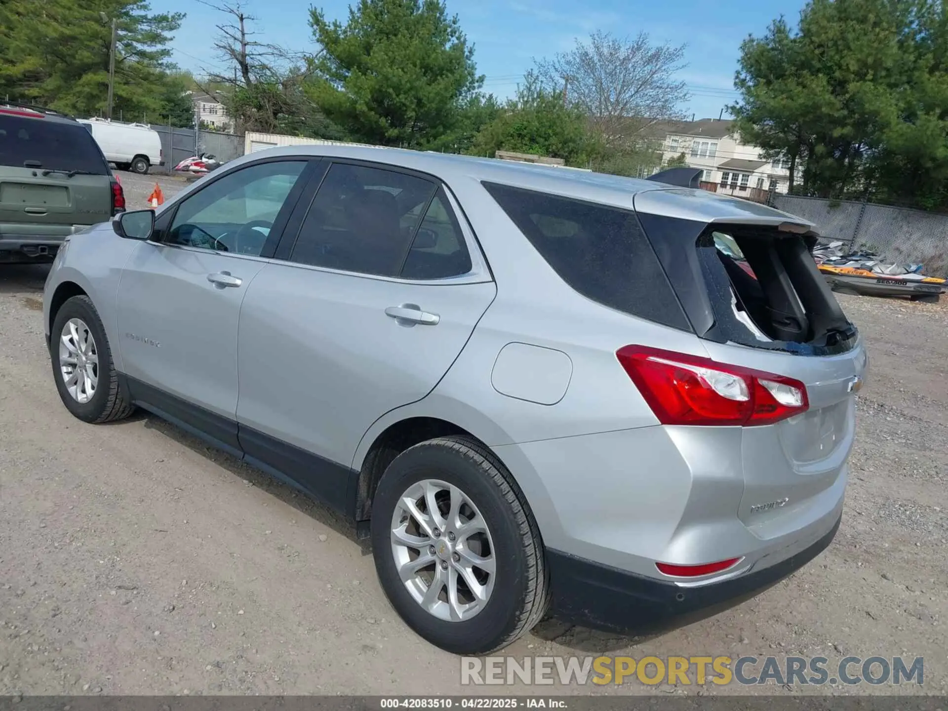 3 fotografías del automóvil dañado 2GNAXJEVXL6132843 CHEVROLET EQUINOX 2020