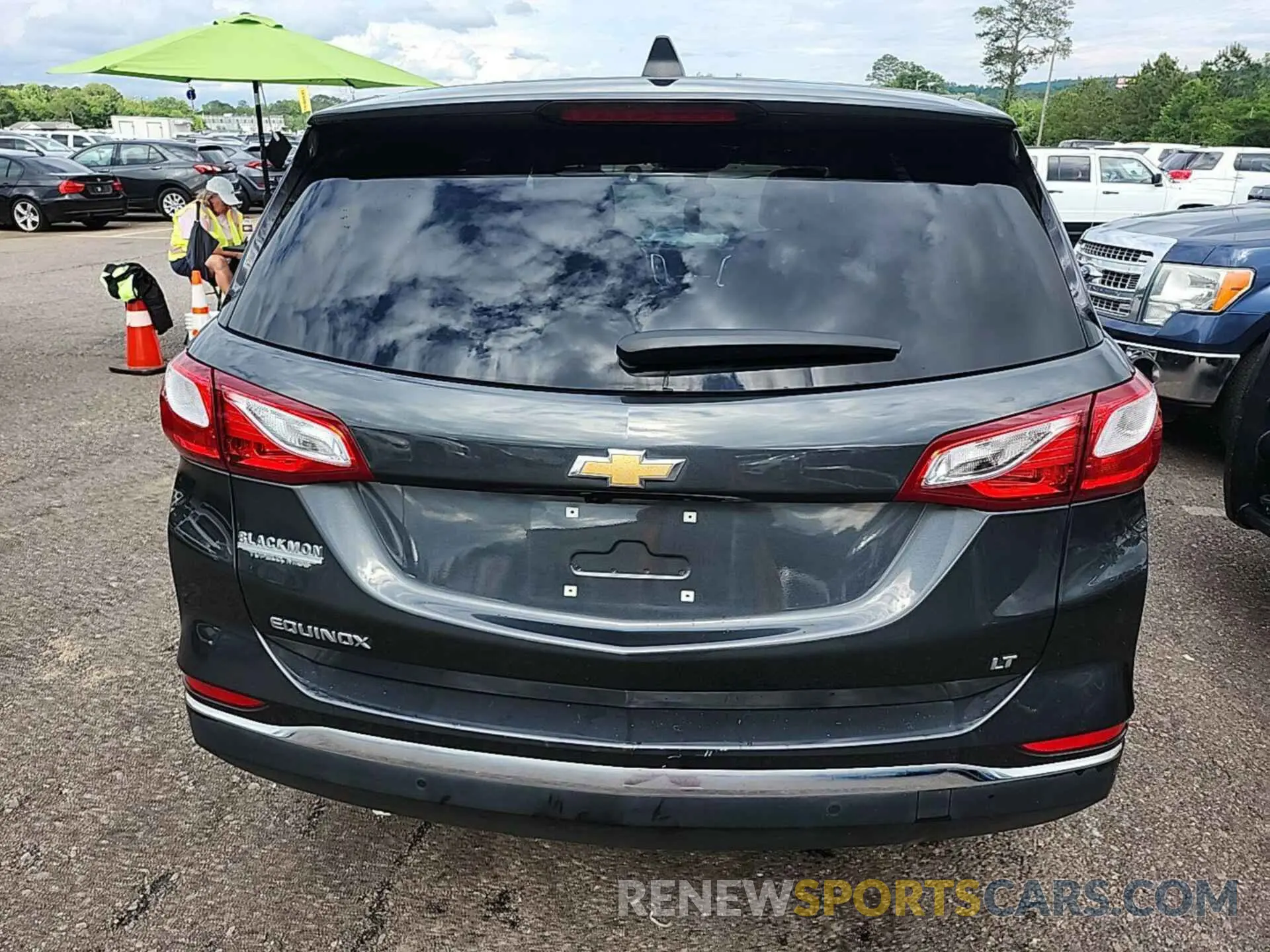 15 fotografías del automóvil dañado 2GNAXJEVXL6157774 CHEVROLET EQUINOX 2020