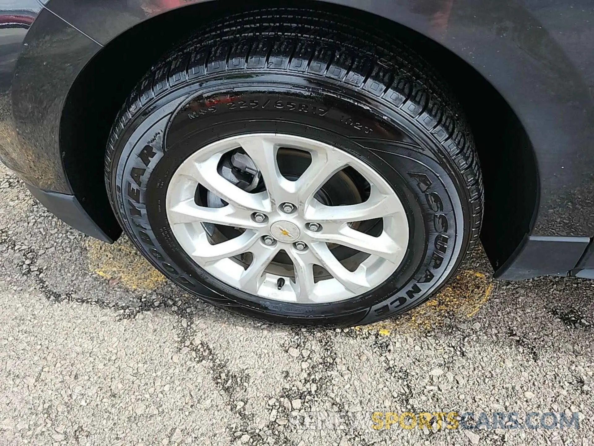 3 fotografías del automóvil dañado 2GNAXJEVXL6157774 CHEVROLET EQUINOX 2020