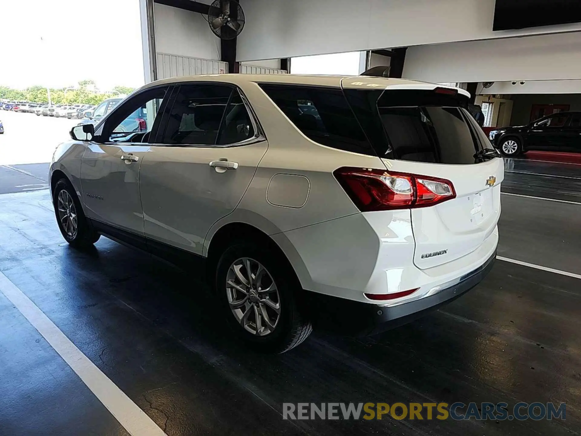 14 fotografías del automóvil dañado 2GNAXJEVXL6232232 CHEVROLET EQUINOX 2020