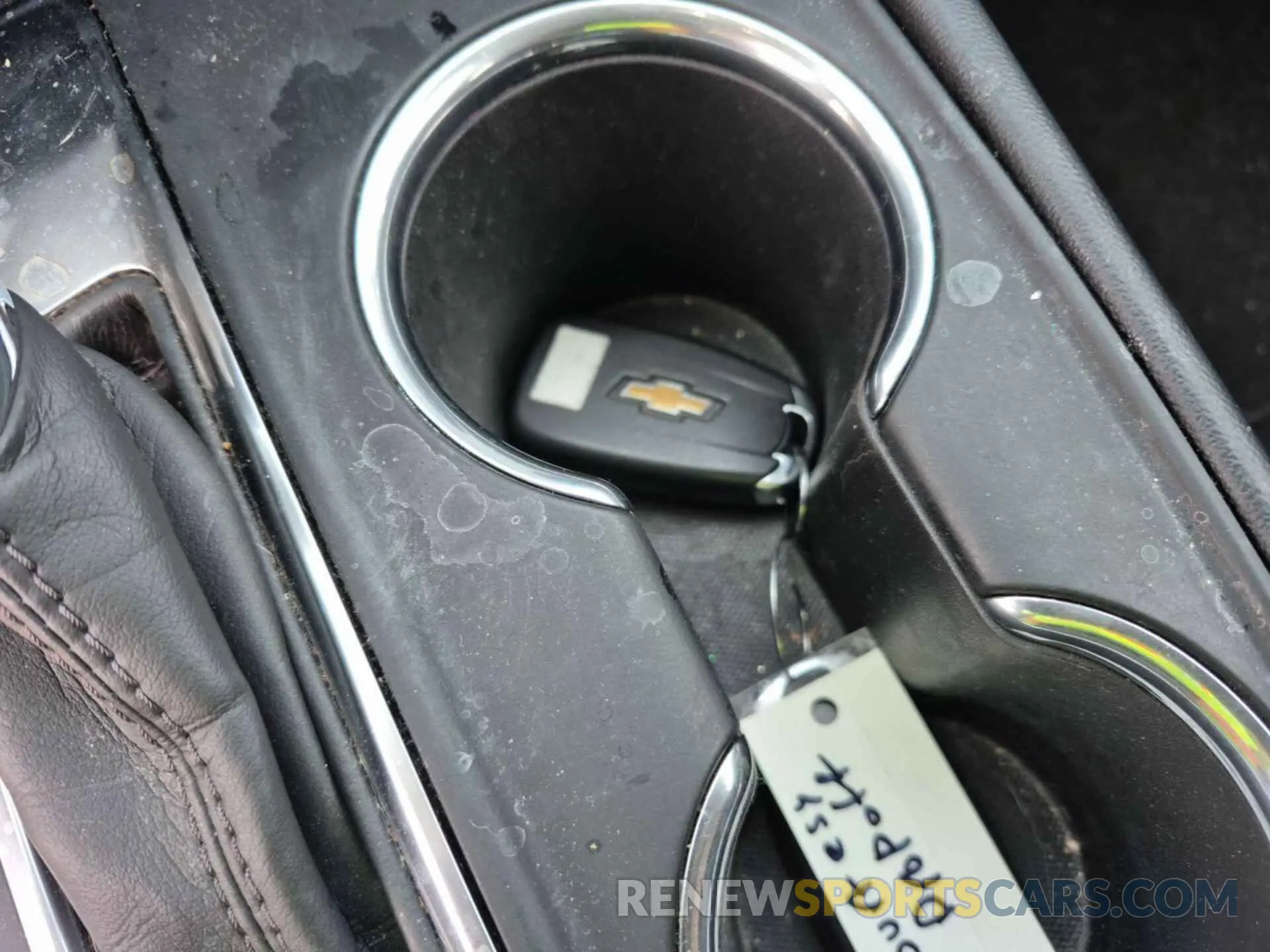 26 fotografías del automóvil dañado 2GNAXJEVXL6236216 CHEVROLET EQUINOX 2020